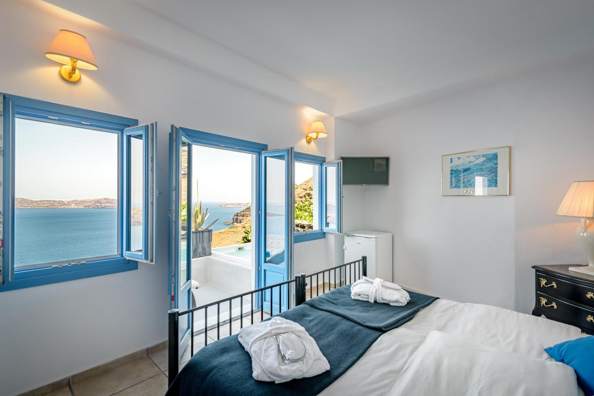 Golden Grey Goose - Photo 74