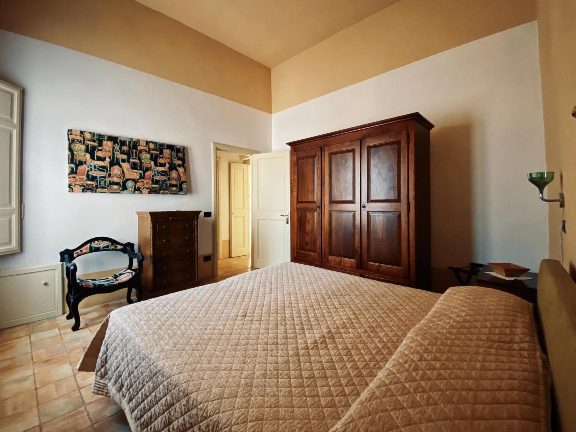 Apartment with Garden View