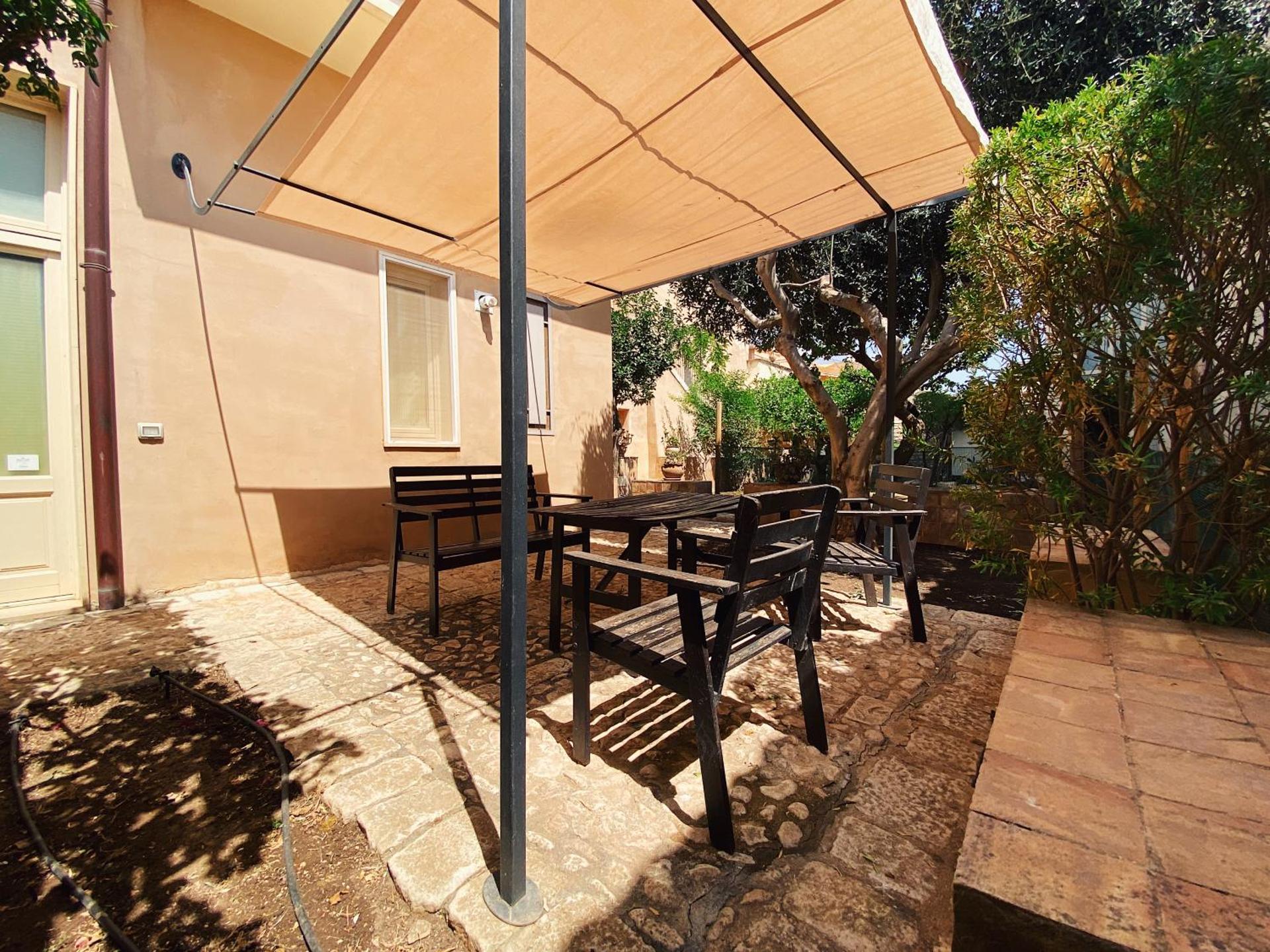 Palazzo Gambuzza - Photo 125