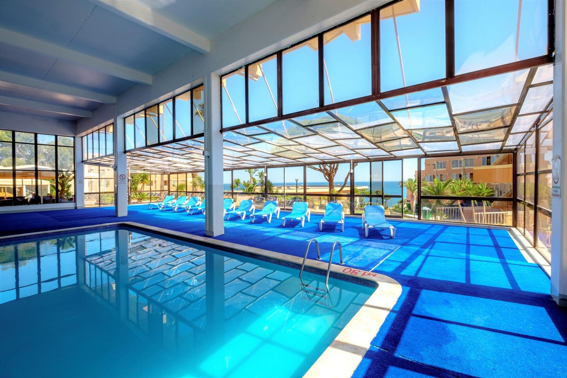 Auramar Beach Resort - Photo 30