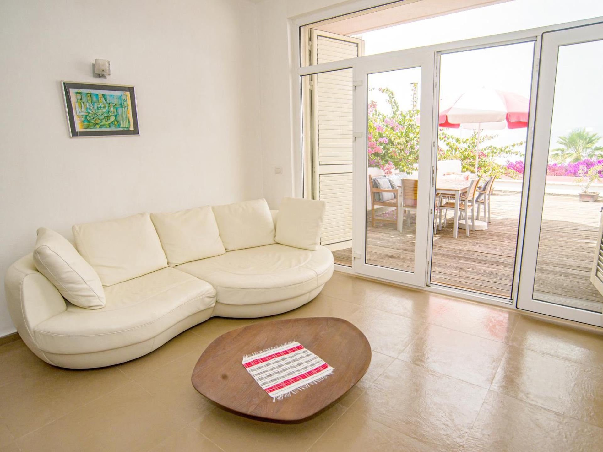 Bougainville Bay Apartments - Photo 87