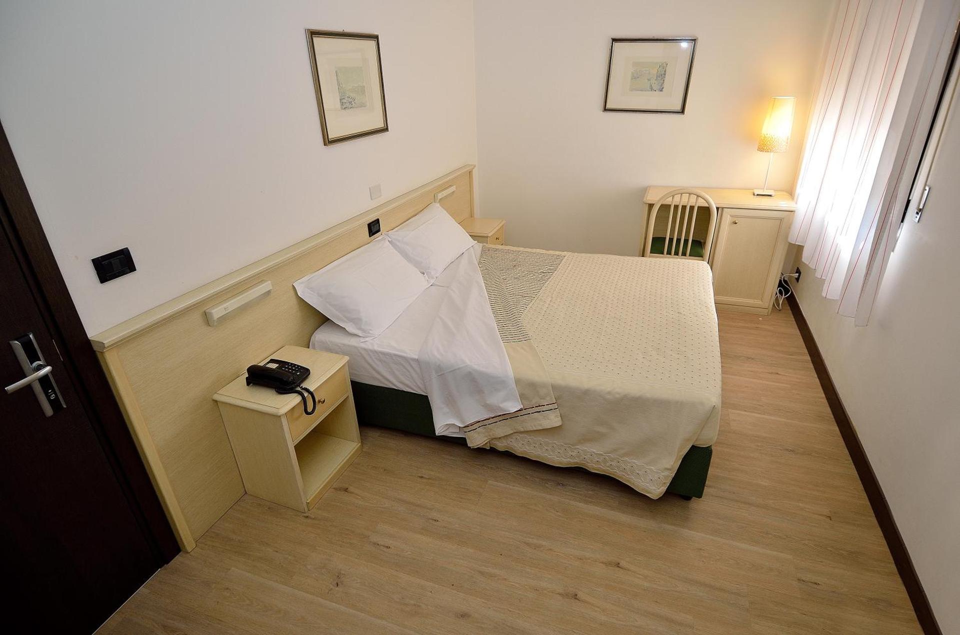 Hotel San Giuliano - Photo 9