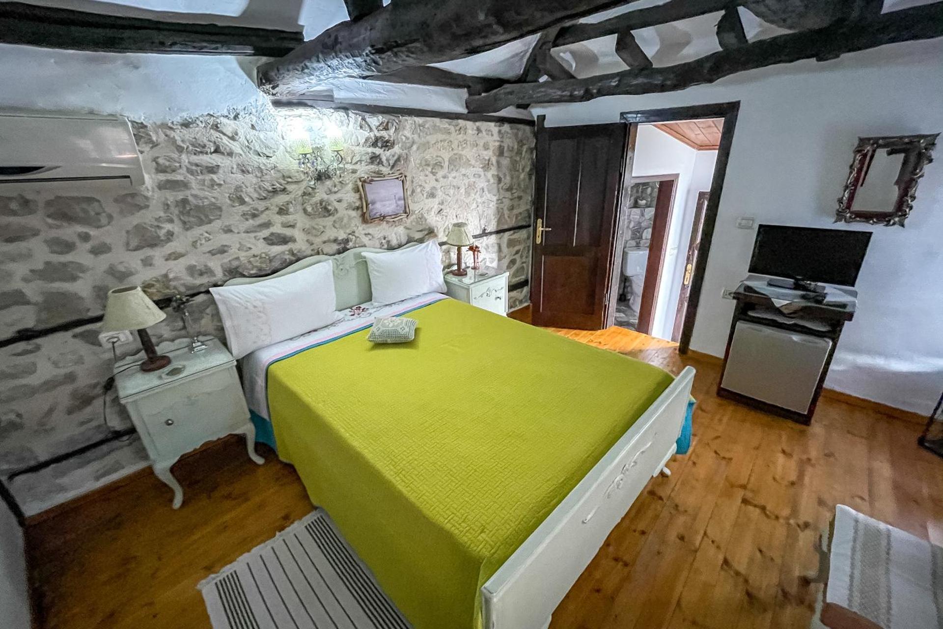 Bujtina Kodiket Guesthouse - Photo 37