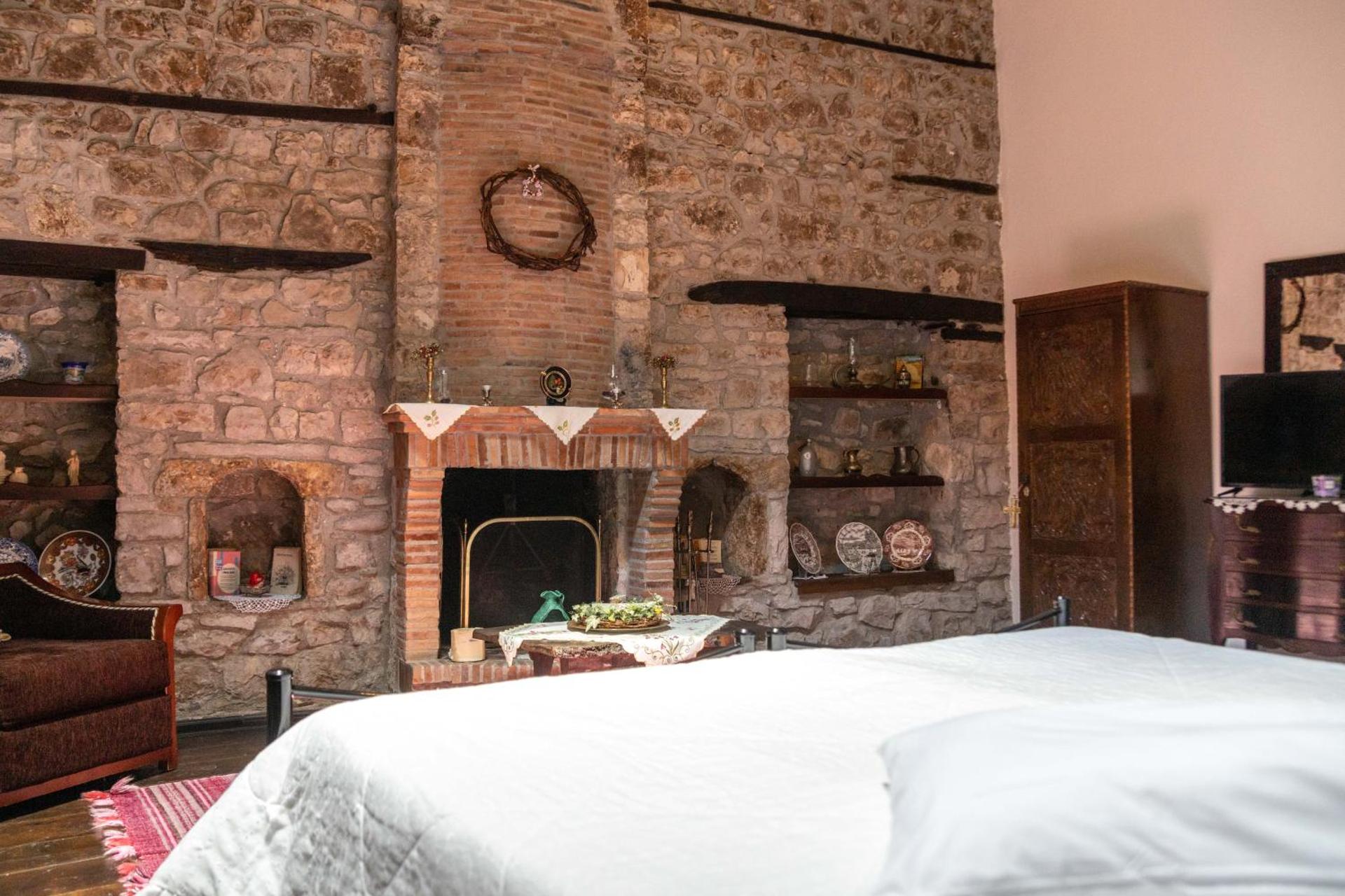 Bujtina Kodiket Guesthouse - Photo 4