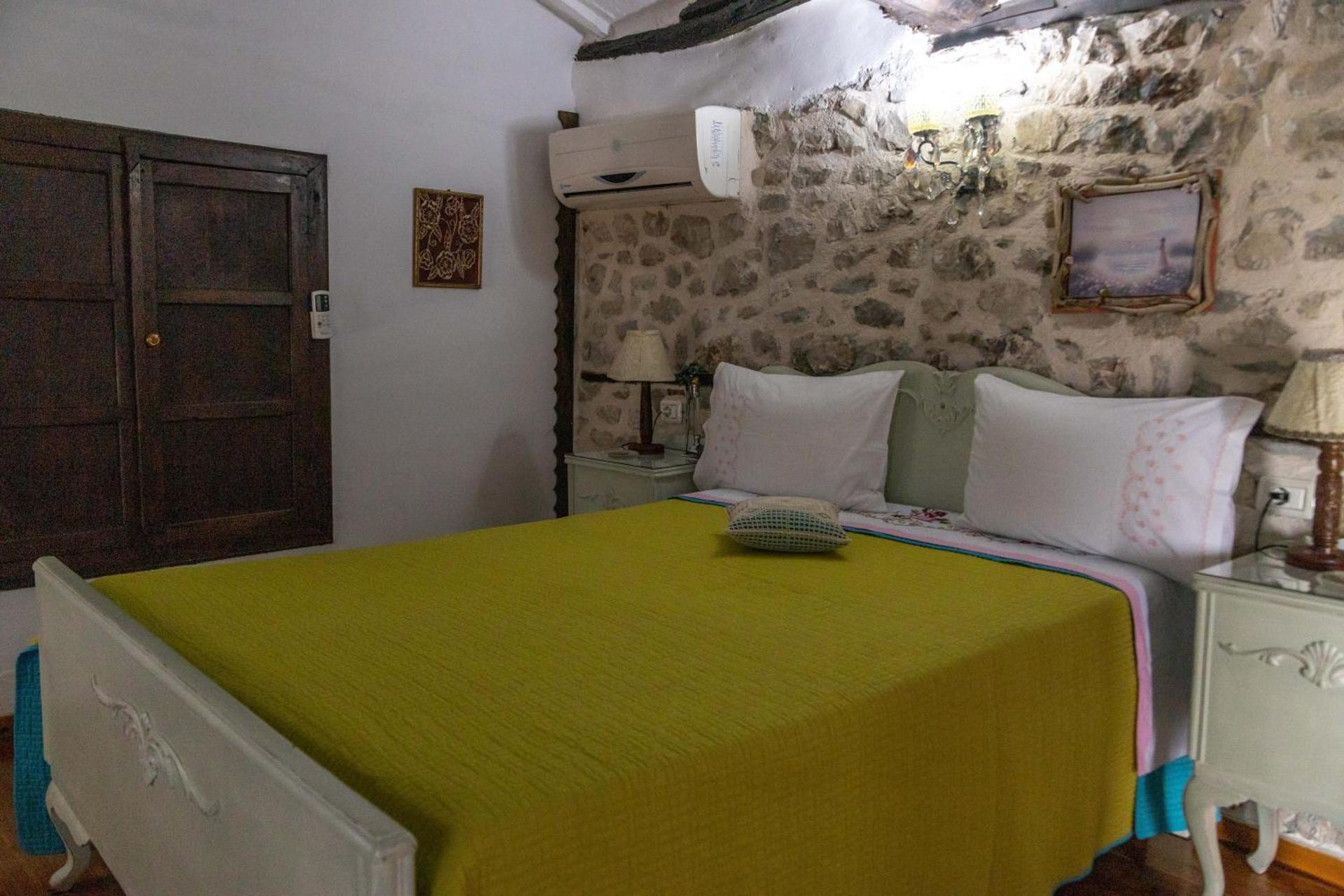 Bujtina Kodiket Guesthouse - Photo 44