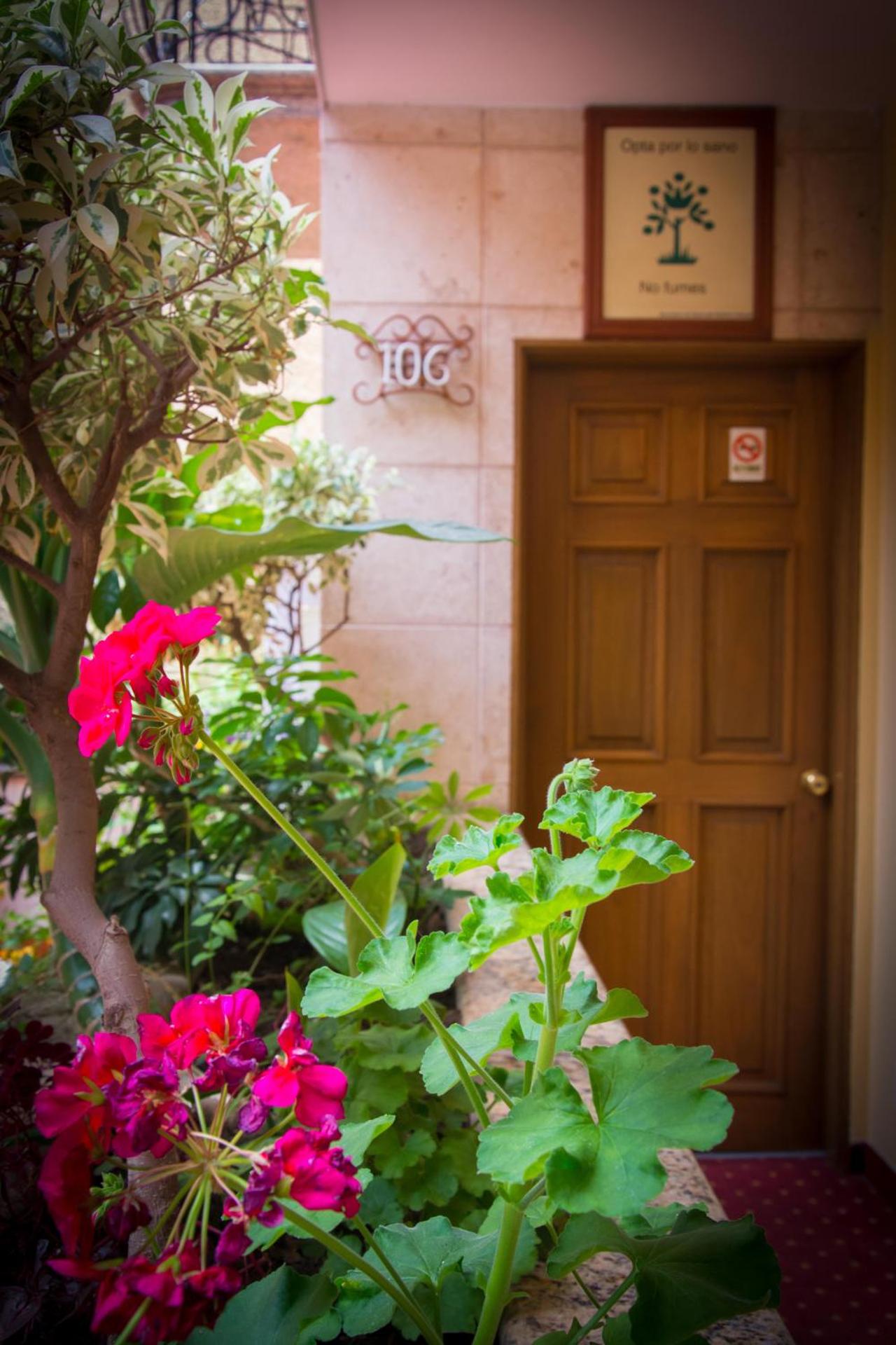 Hotel Santa Maria - Photo 17