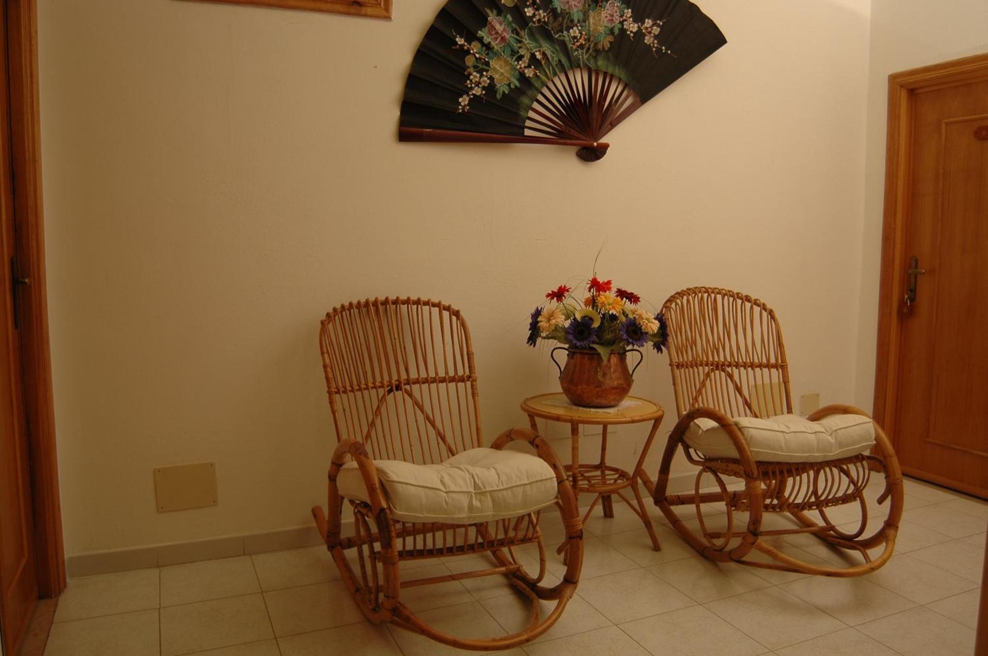 Hotel Mediterraneo - Photo 6