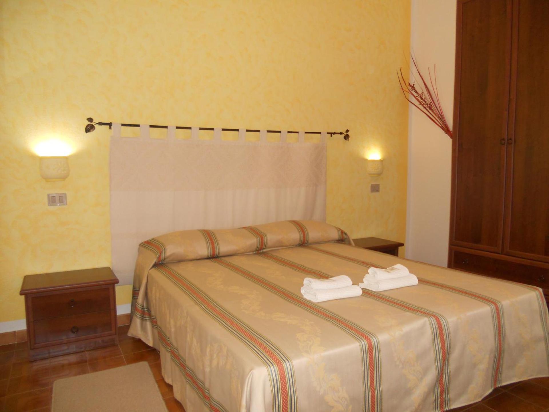 Hotel Mediterraneo - Photo 24