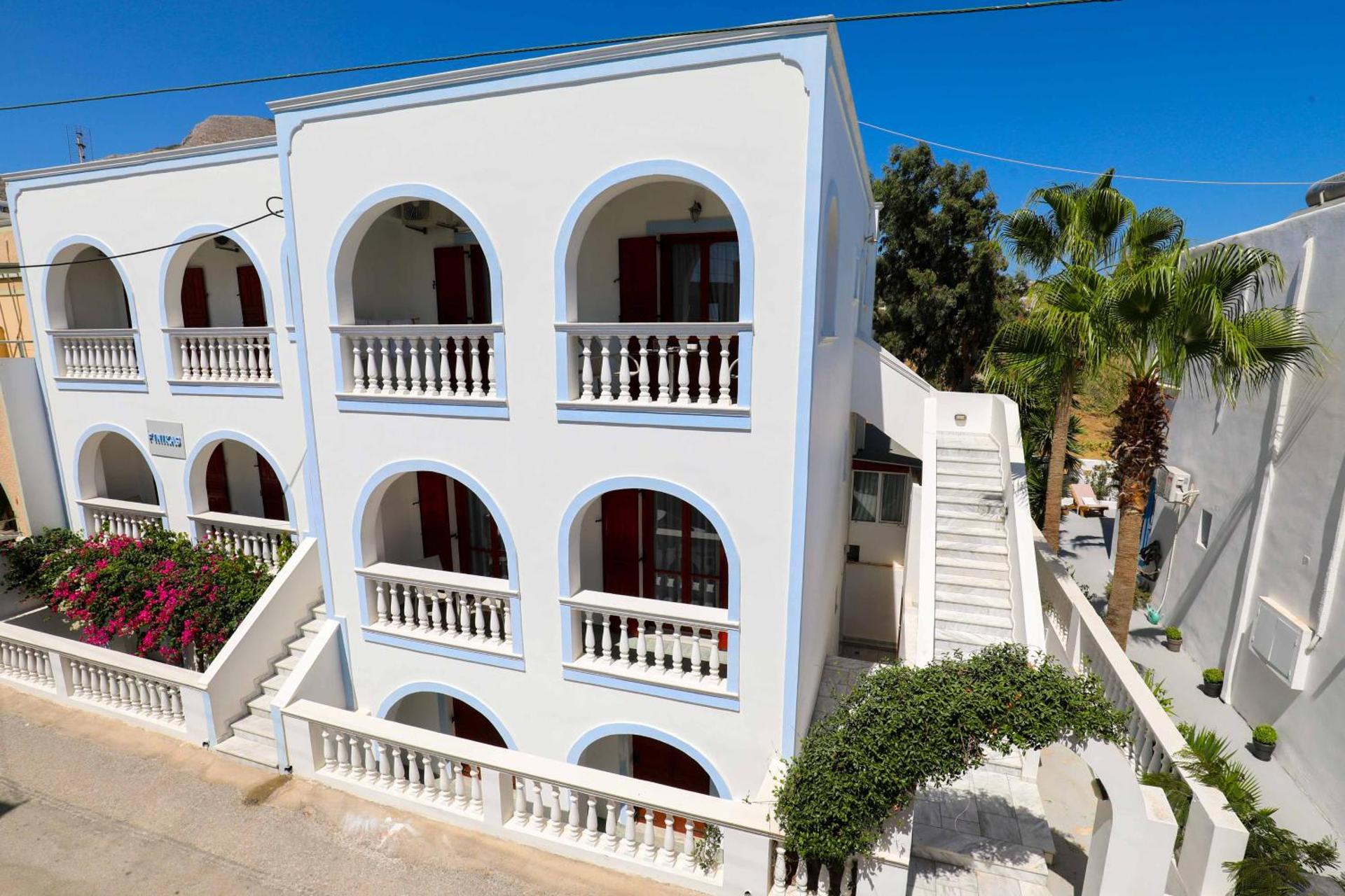 Finikas Santorini - Photo 41