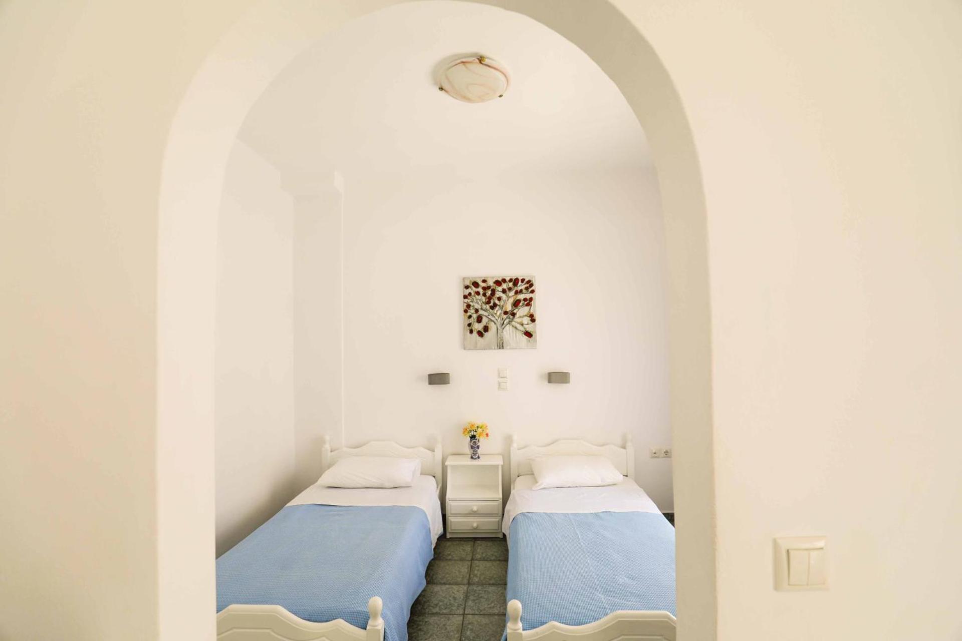 Finikas Santorini - Photo 122