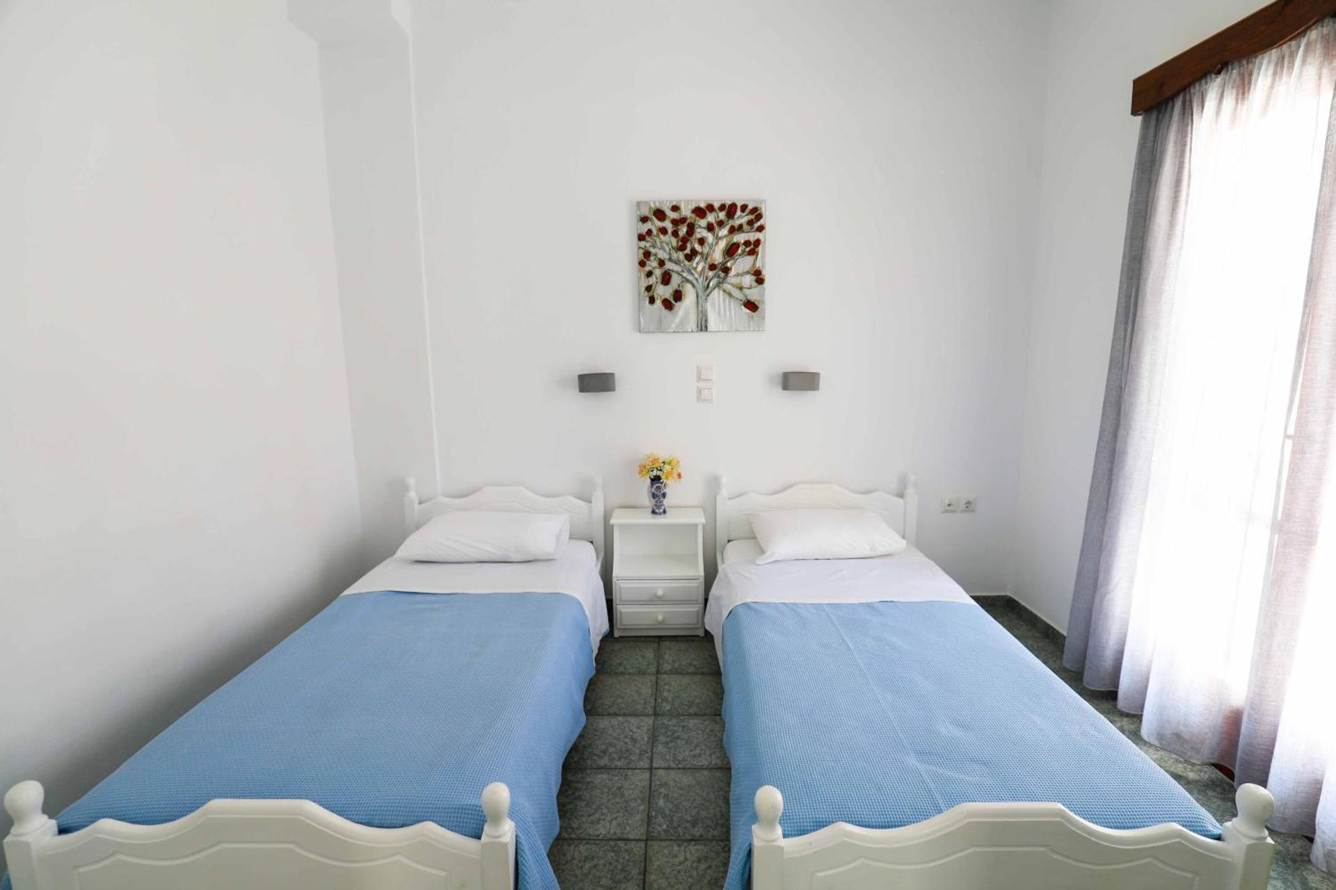 Finikas Santorini - Photo 123