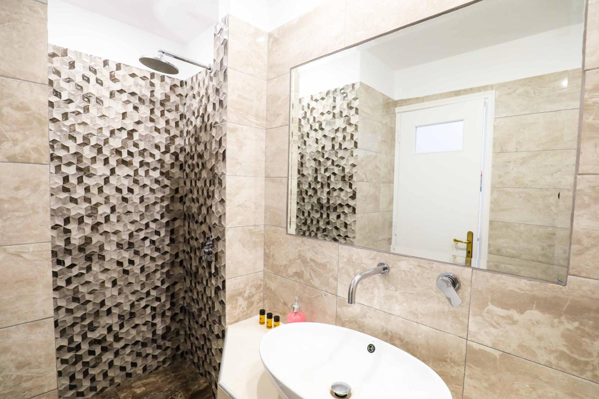 Finikas Santorini - Photo 89