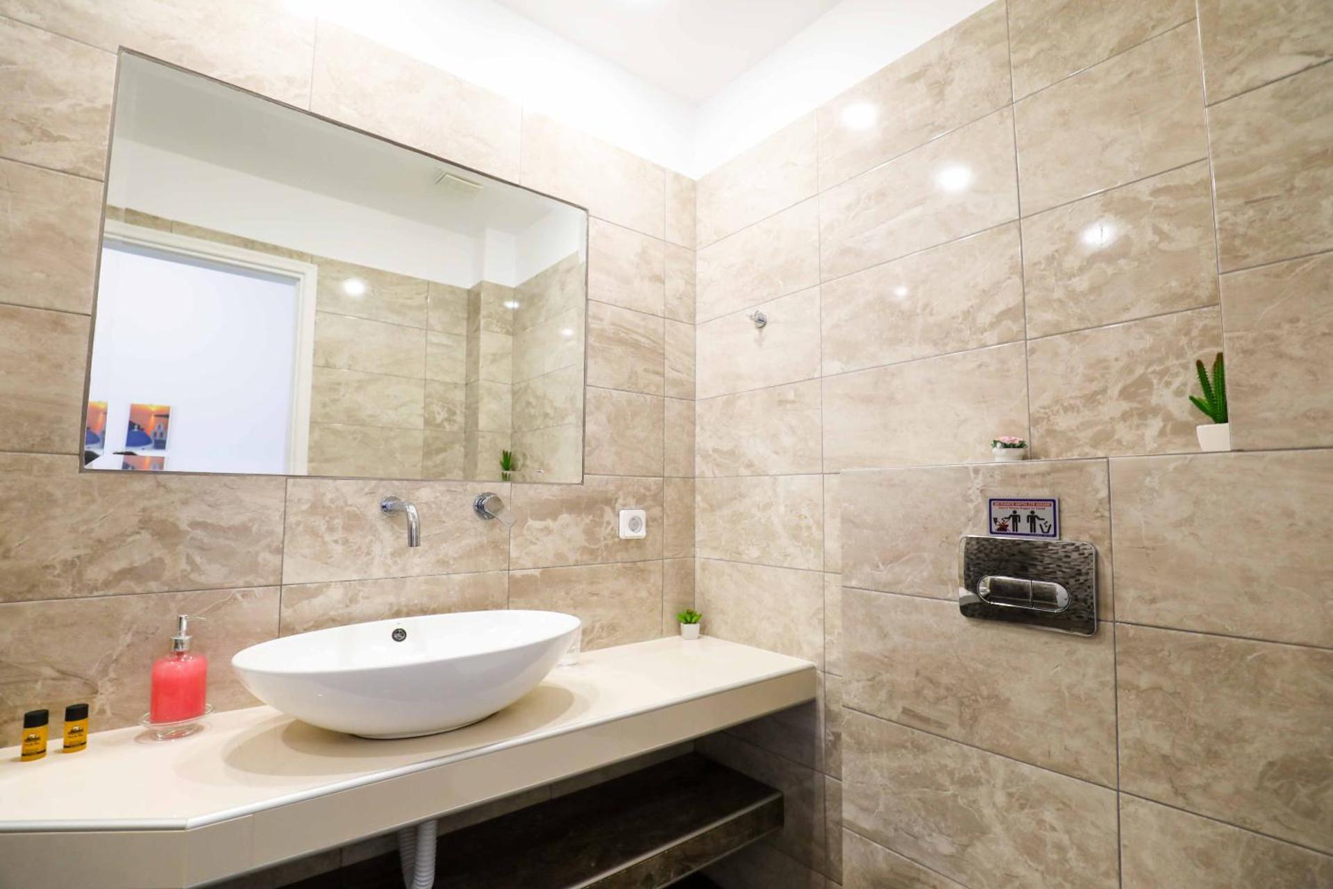 Finikas Santorini - Photo 87