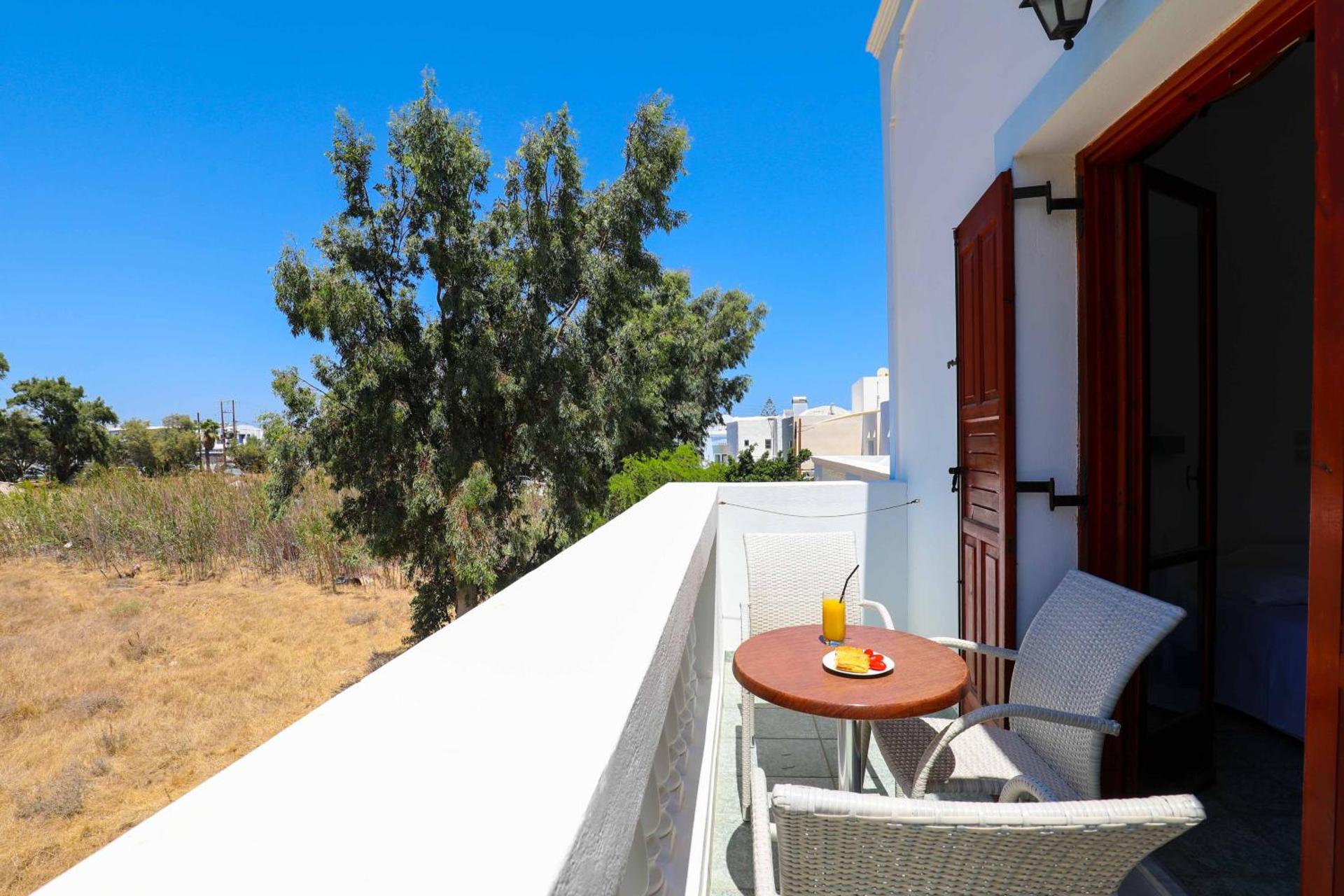 Finikas Santorini - Photo 95