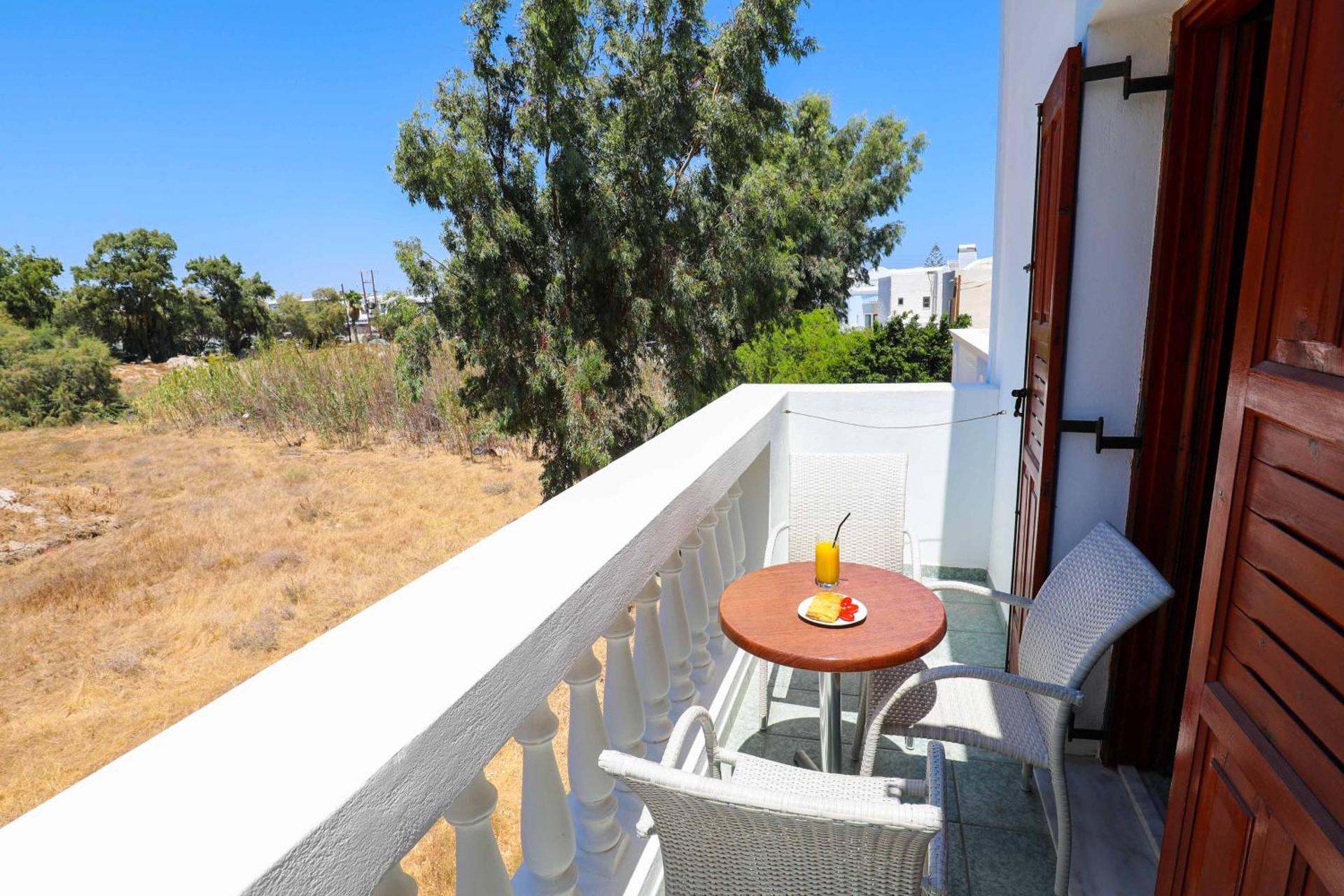 Finikas Santorini - Photo 99