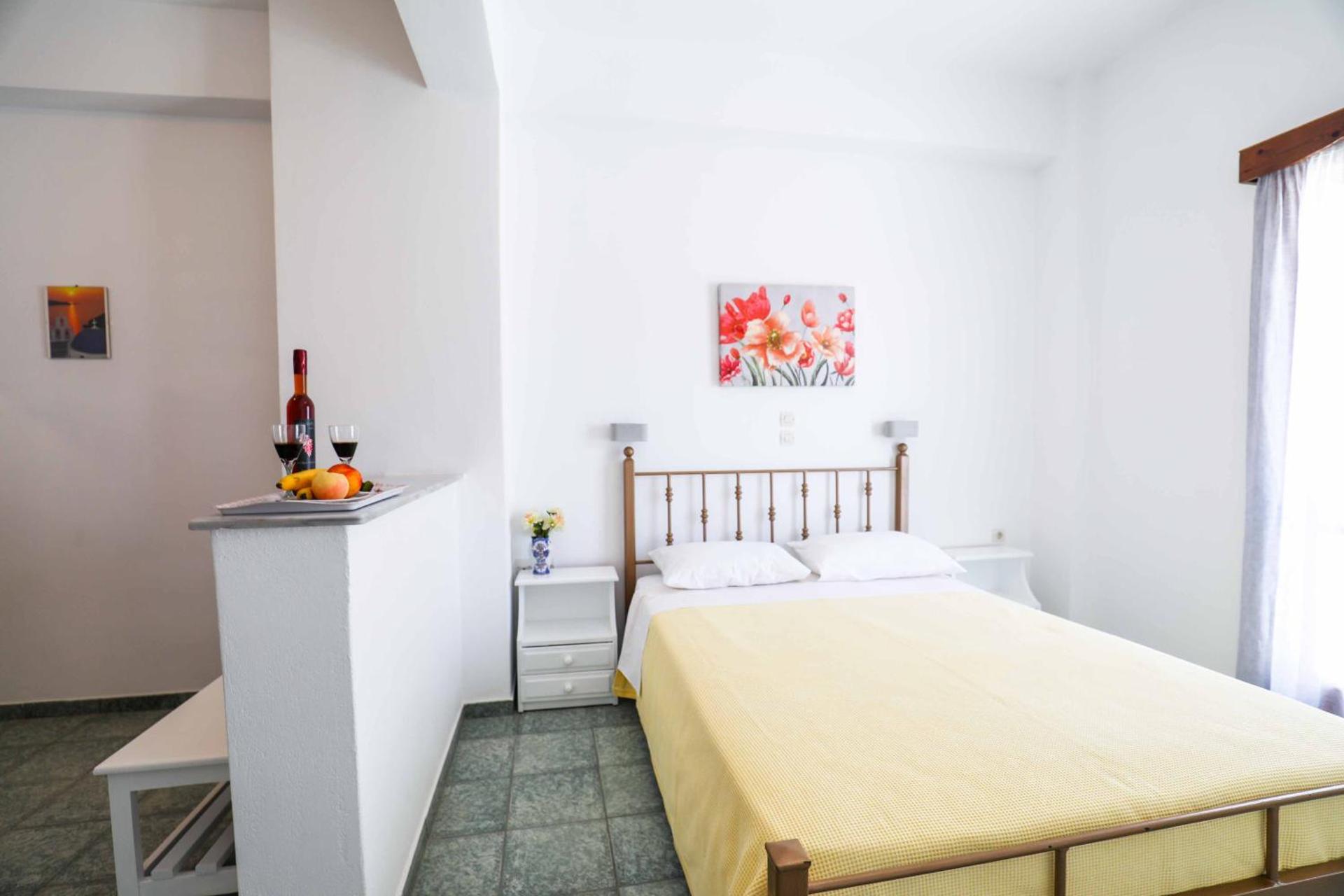 Finikas Santorini - Photo 64