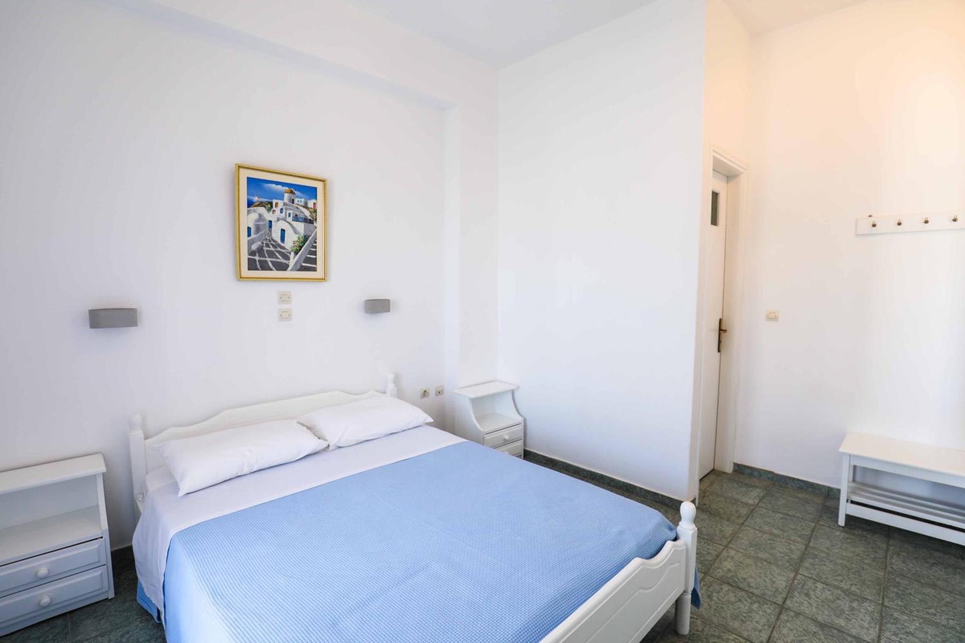 Finikas Santorini - Photo 109