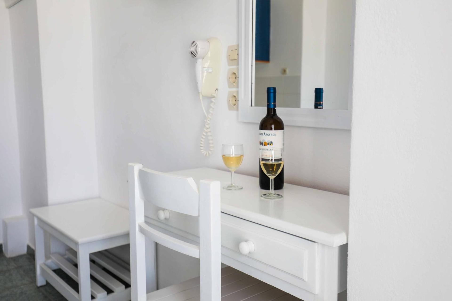 Finikas Santorini - Photo 138