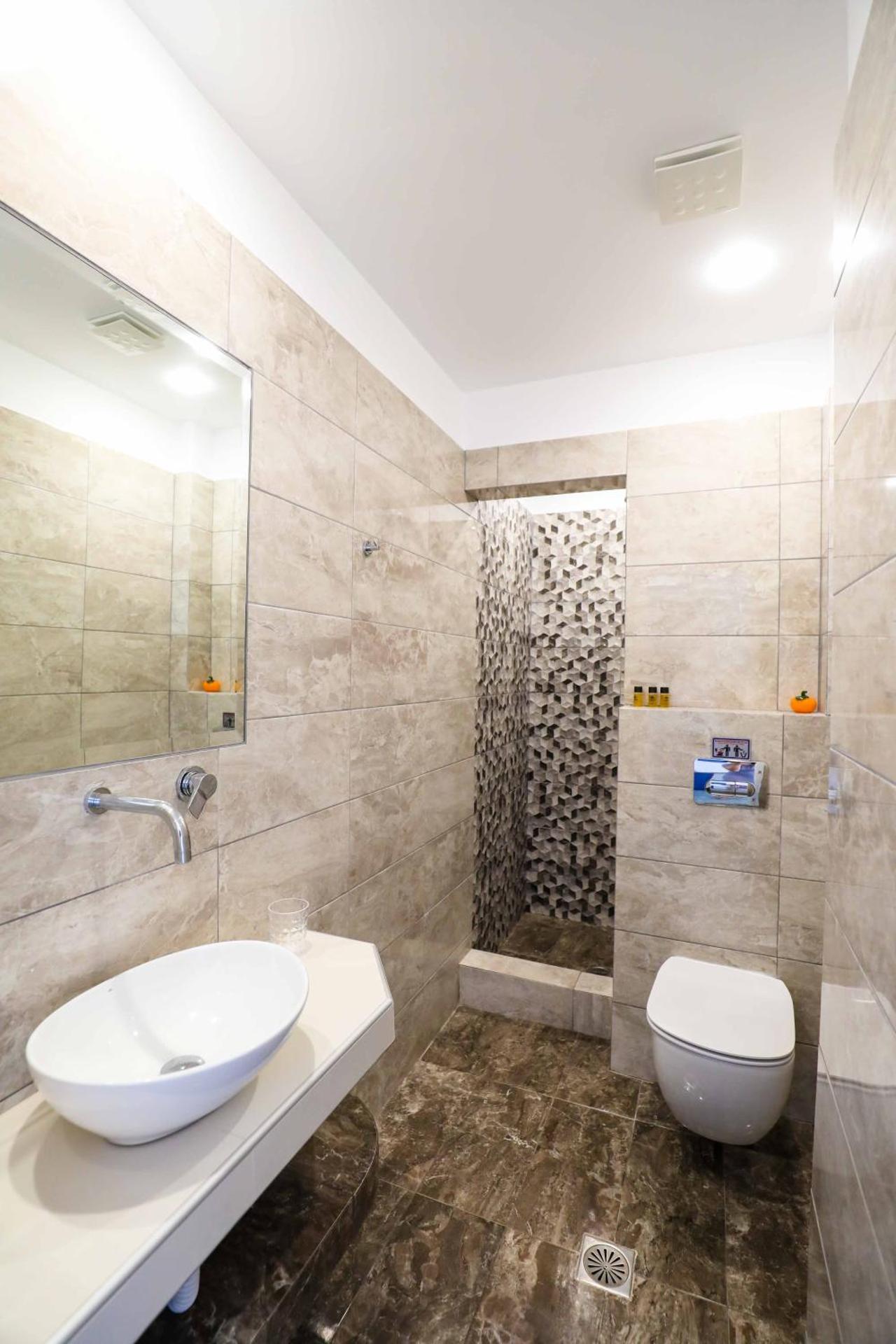 Finikas Santorini - Photo 129