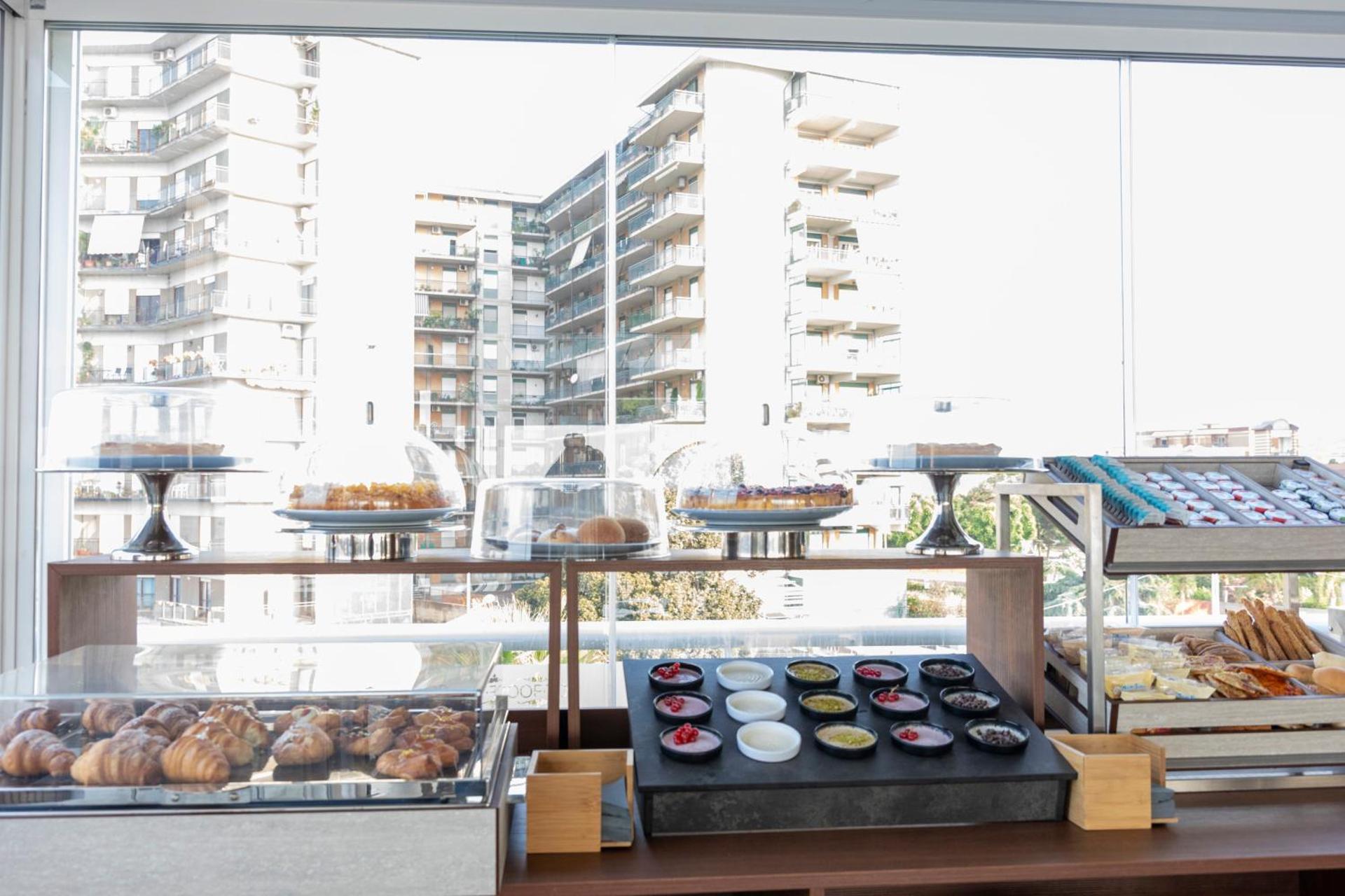 Plaza Hotel Catania - Photo 55