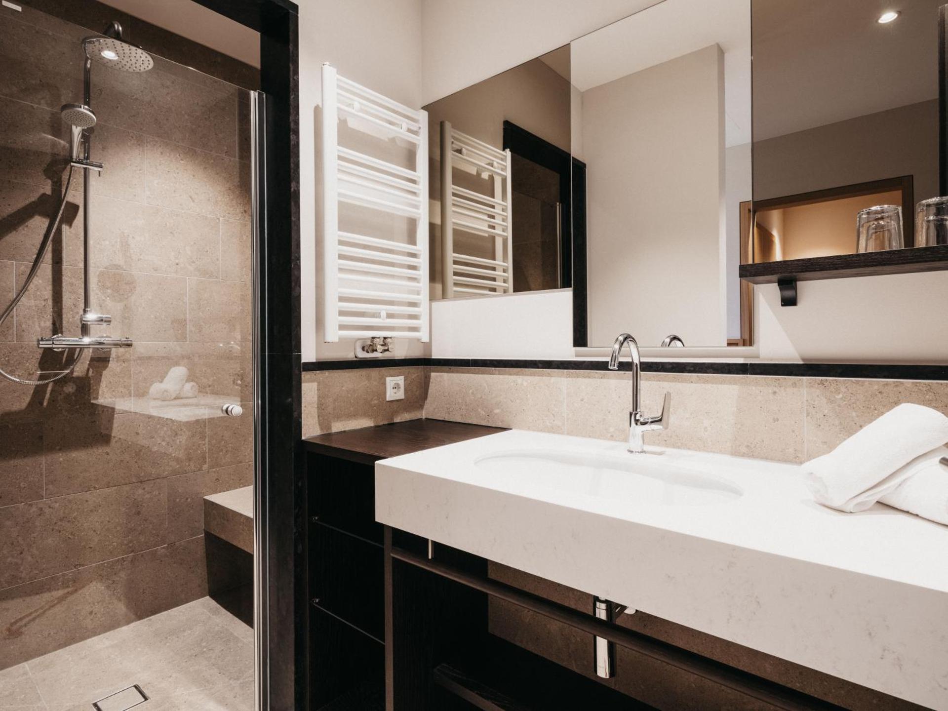 Hotel Rudolf - Photo 48