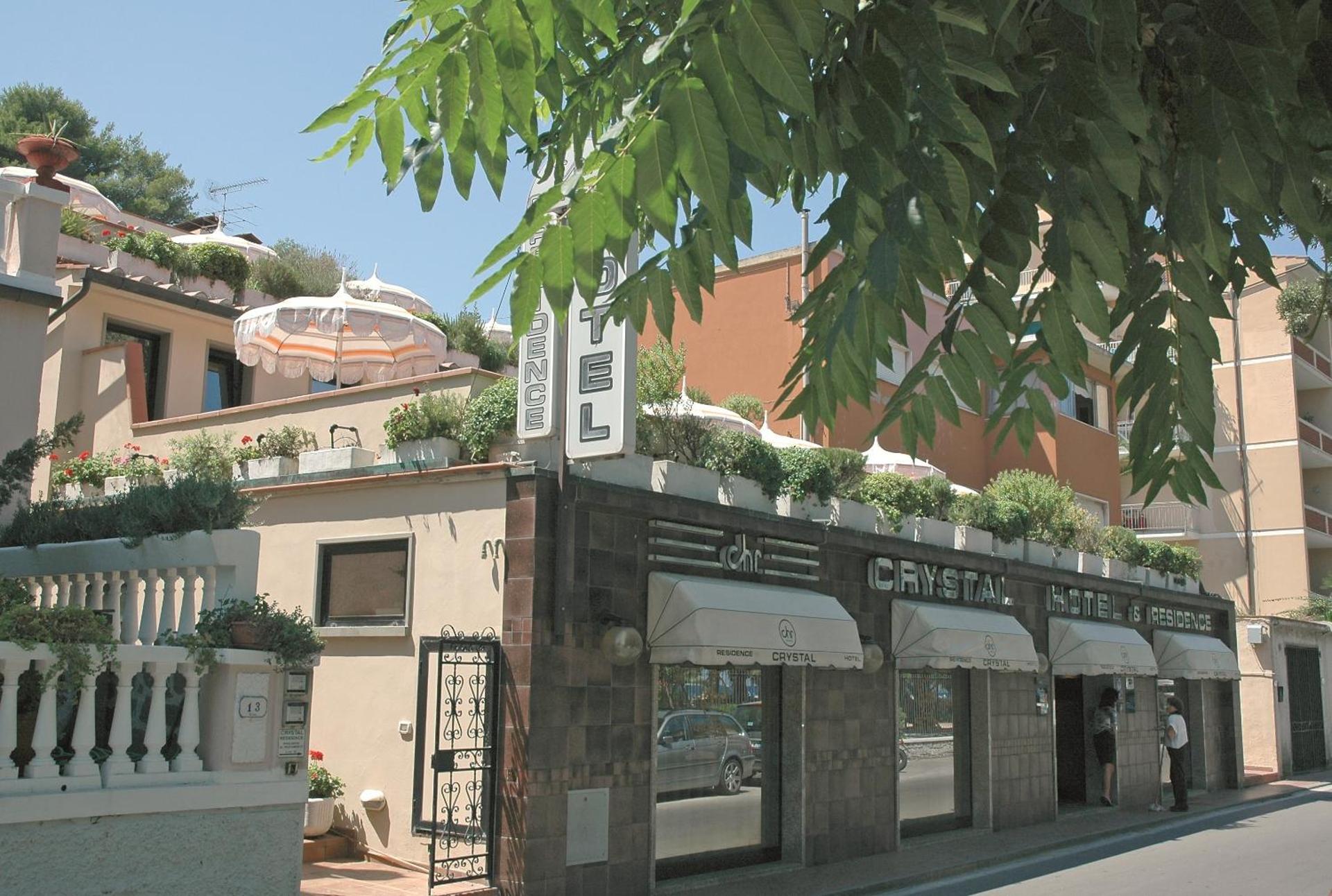 Hotel Crystal - Photo 24