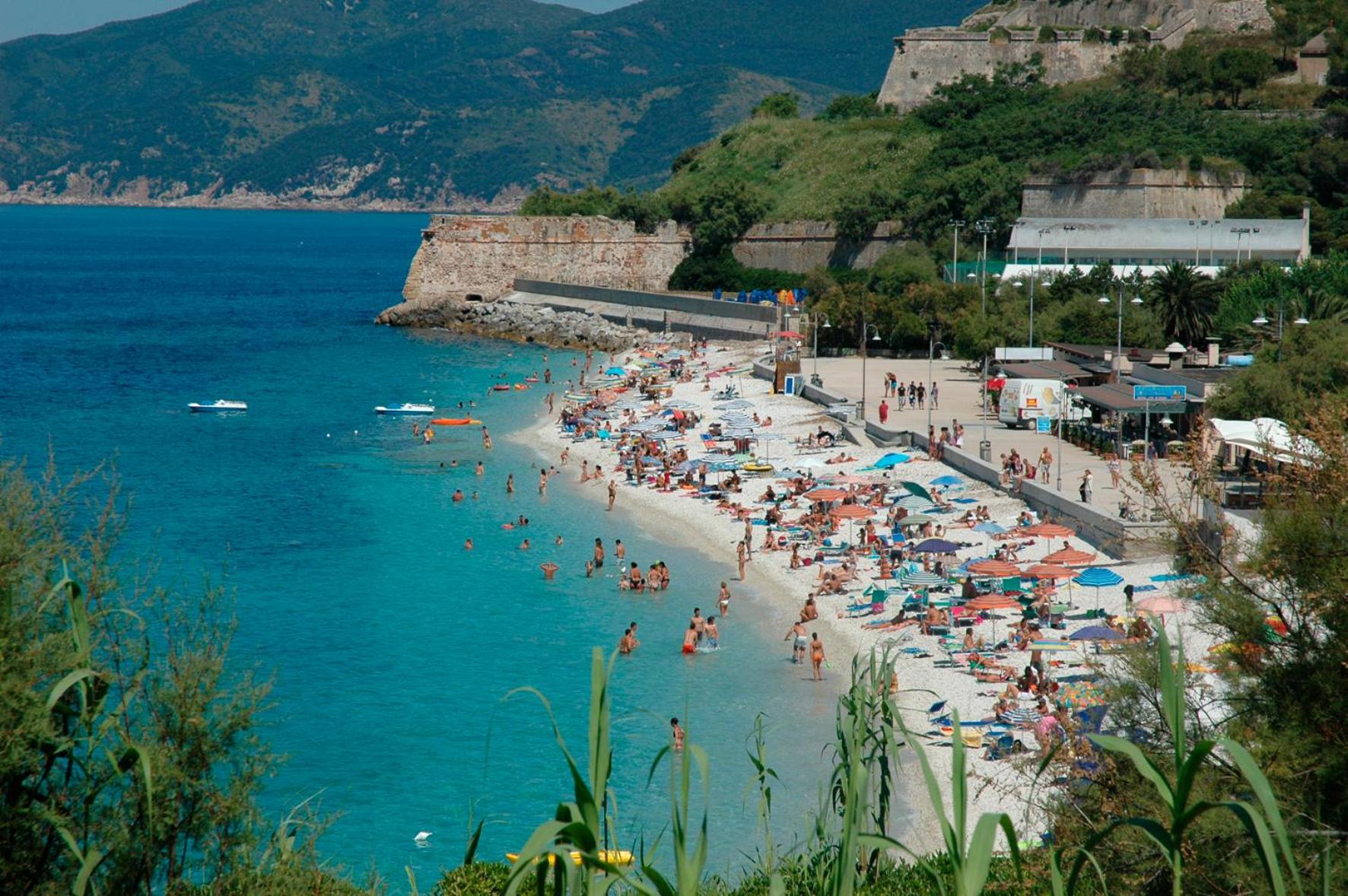 Hotel Crystal - Photo 16