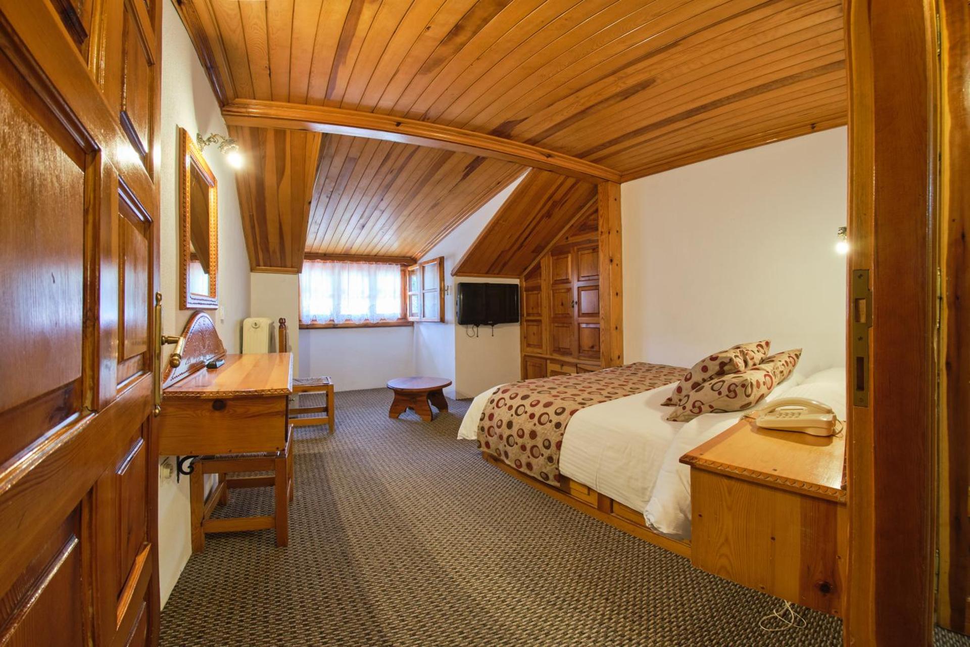 Family Room with Mountain View