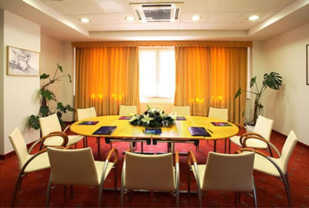 Palladion Hotel - Photo 7