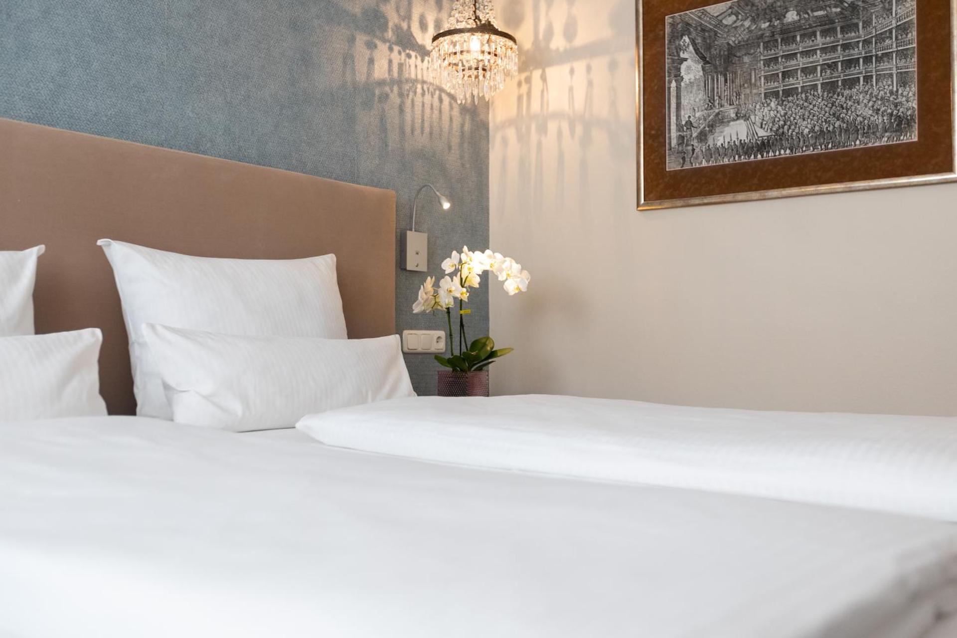 Hotel an der Oper - Photo 5