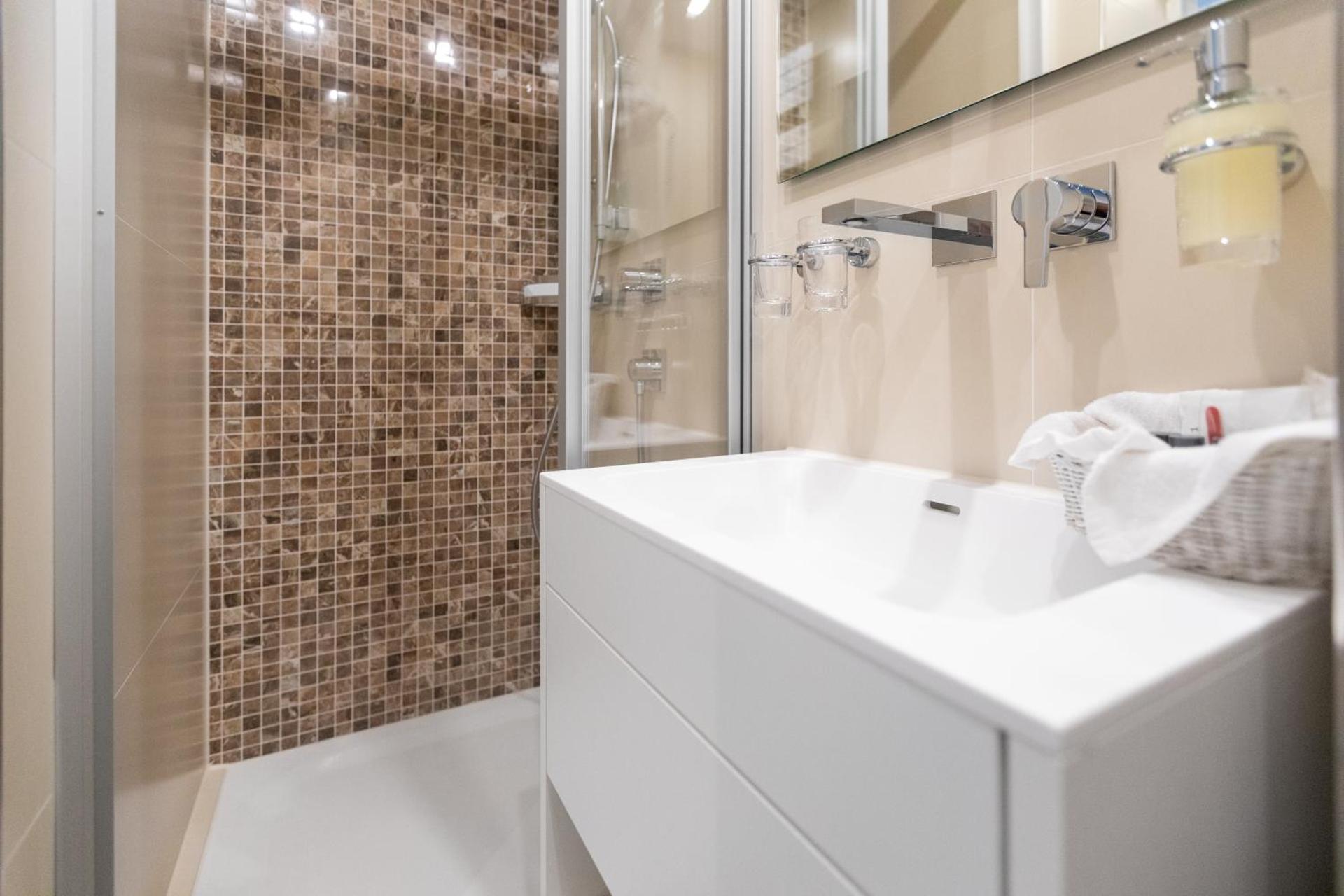 Hotel an der Oper - Photo 37