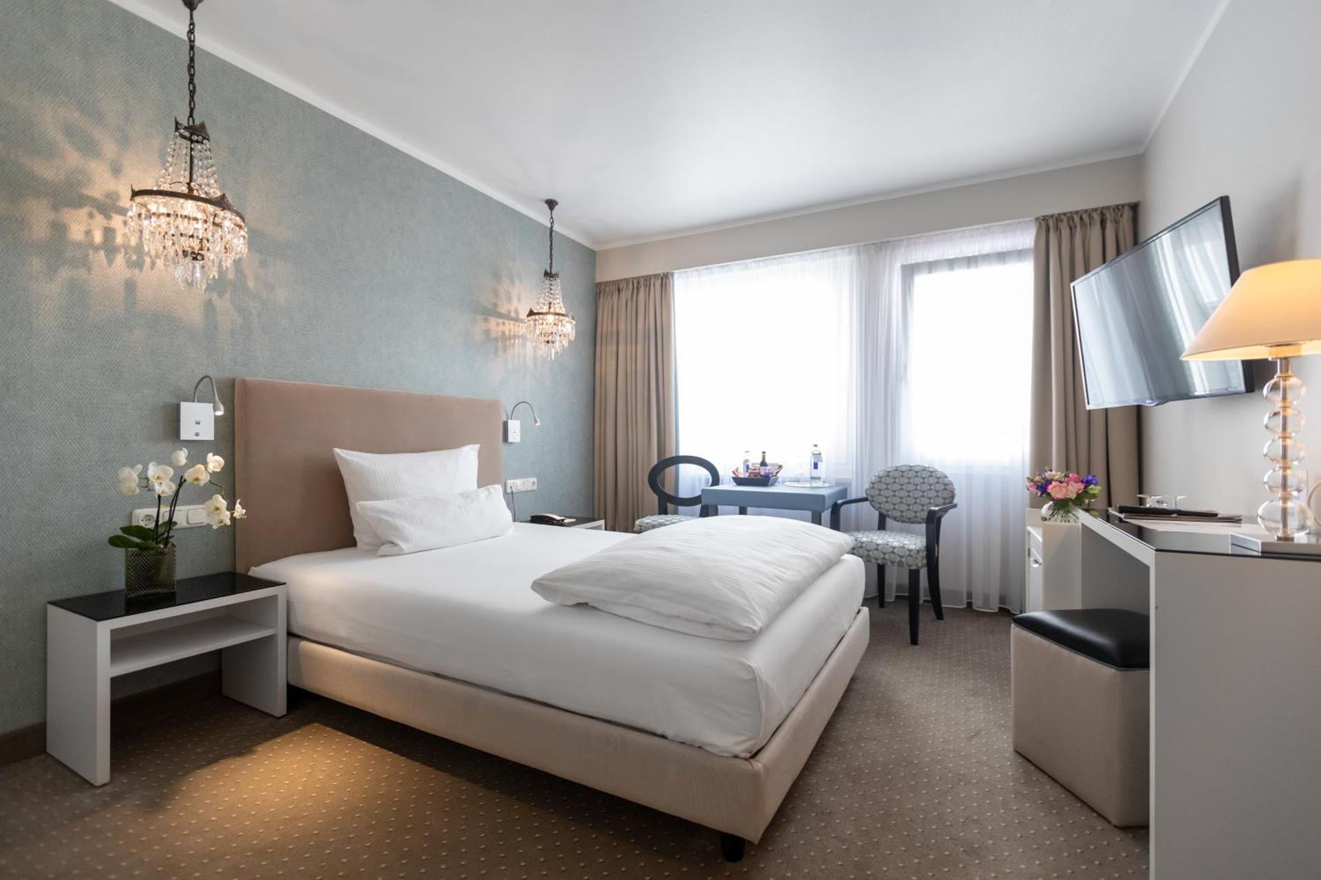 Hotel an der Oper - Photo 55