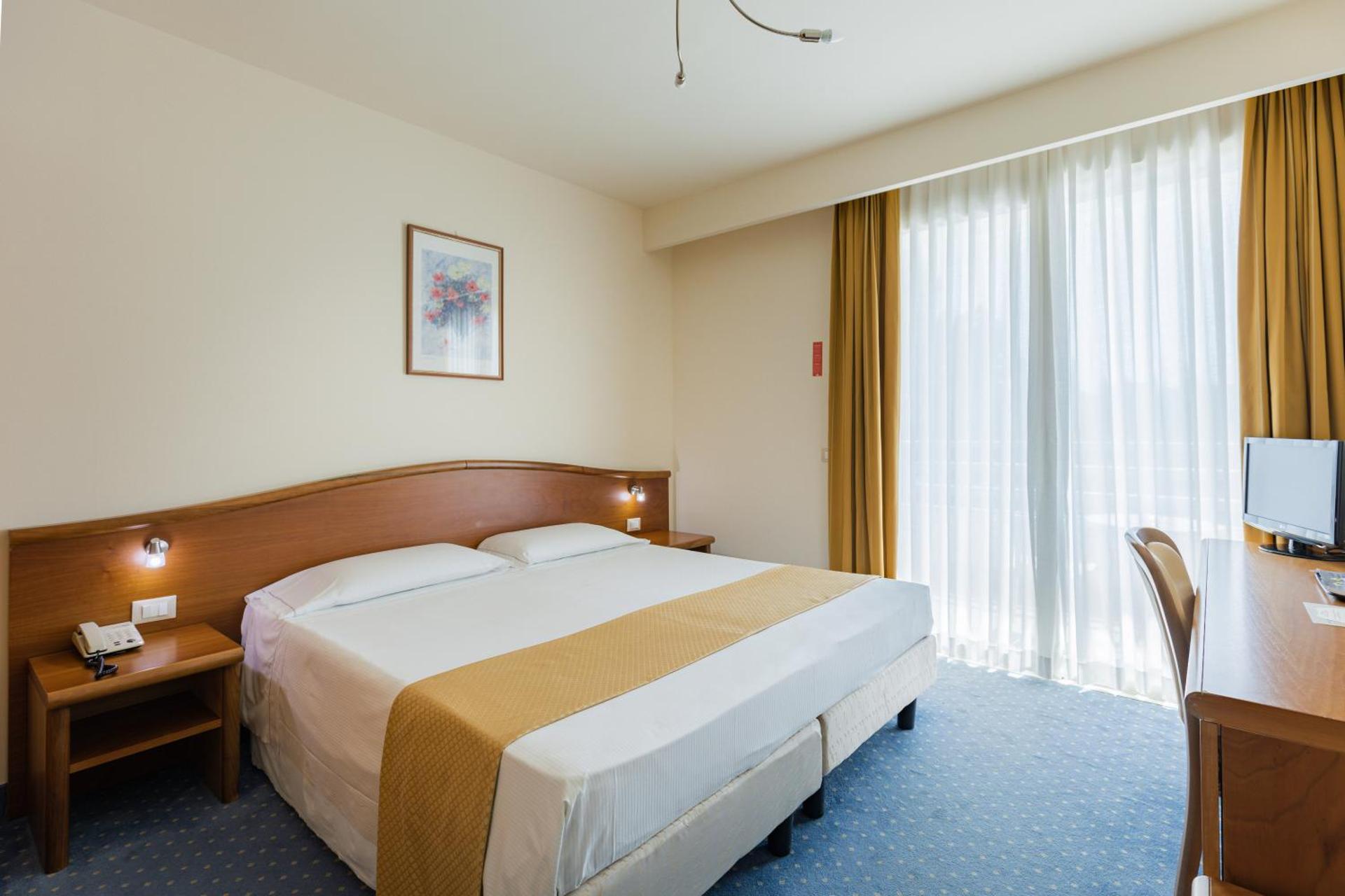 Hotel Du Parc - Photo 25