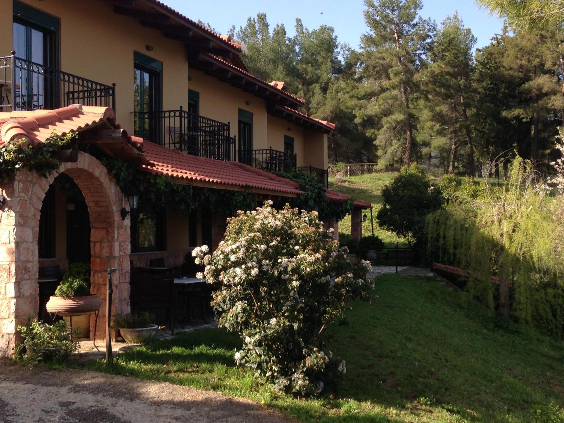 Aphrodite's Inn Kalavrita - Photo 118