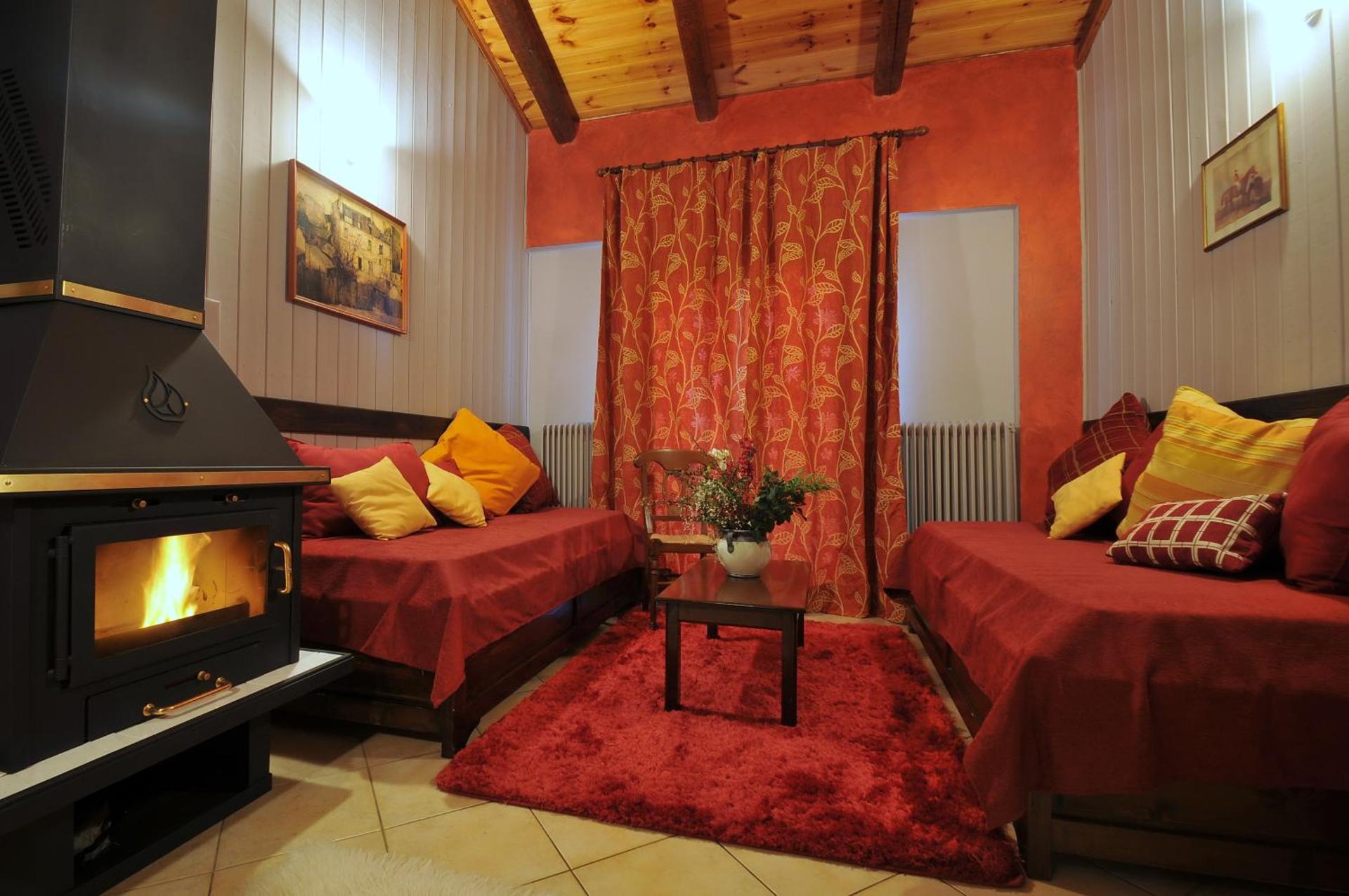 Aphrodite's Inn Kalavrita - Photo 34