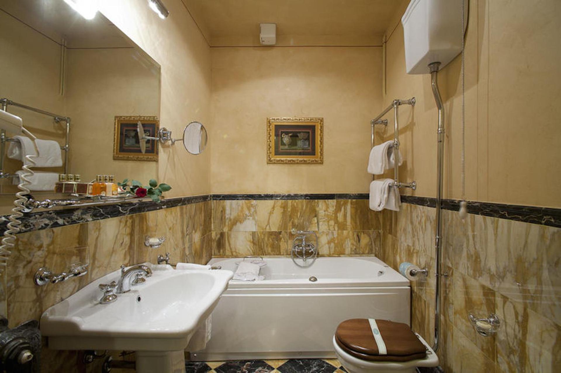 Residenza Palazzo Visdomini - Photo 56