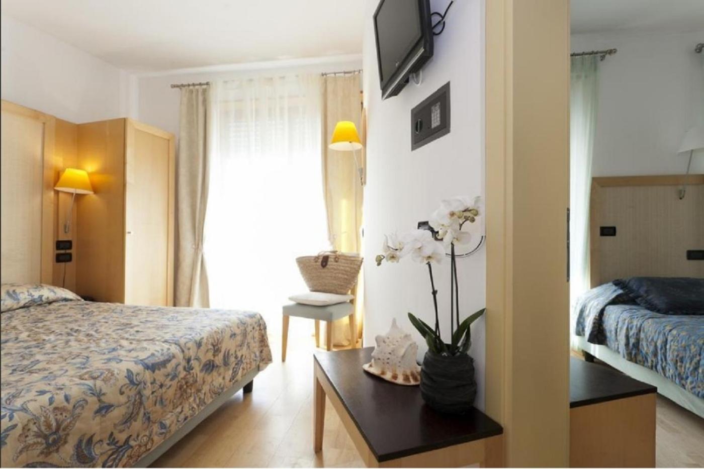 Hotel Centrale - Photo 14