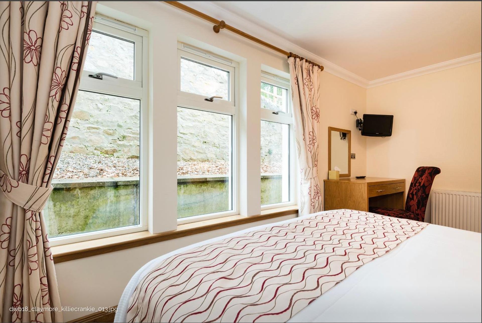 The Claymore Guest House - Photo 96