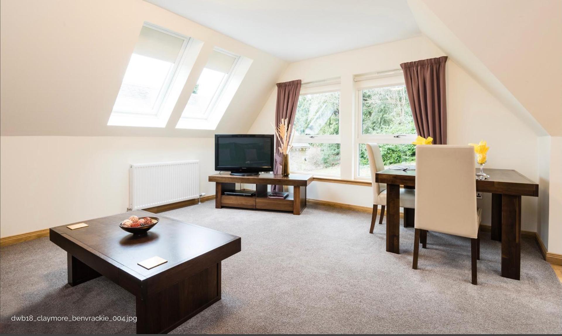 The Claymore Guest House - Photo 98