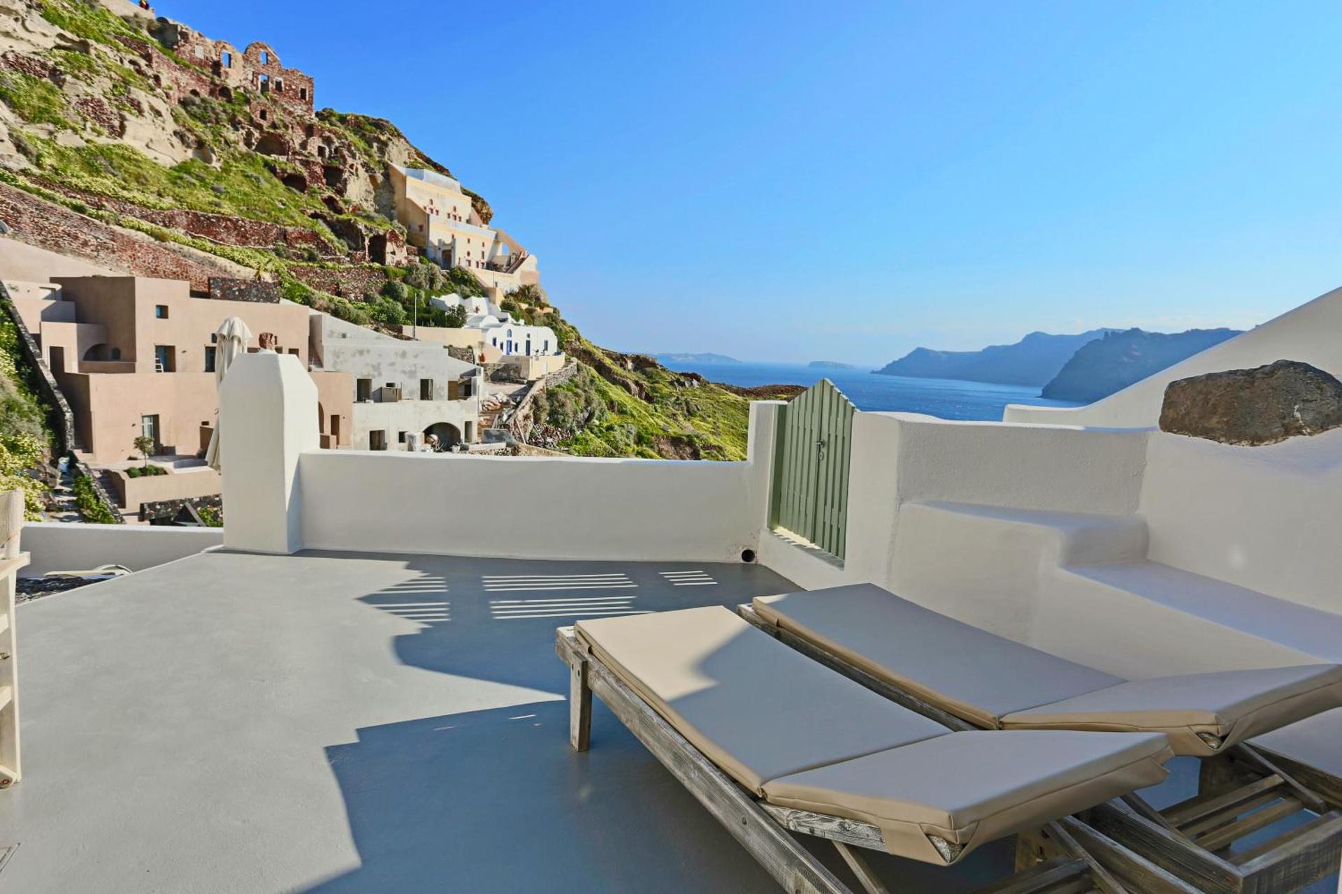 Oia Mare Villas - Photo 94