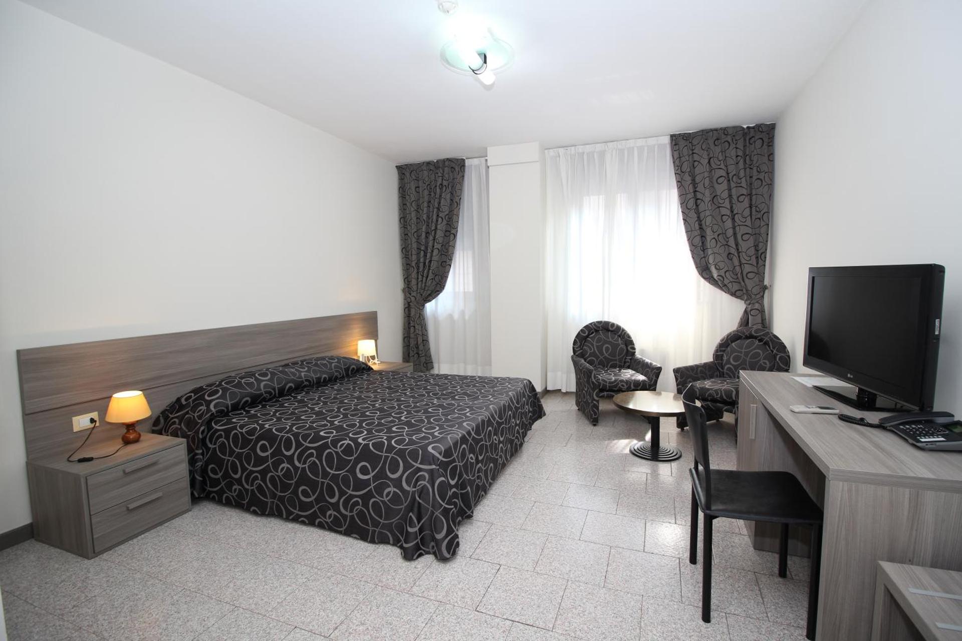 Hotel Croce Di Malta - Photo 32