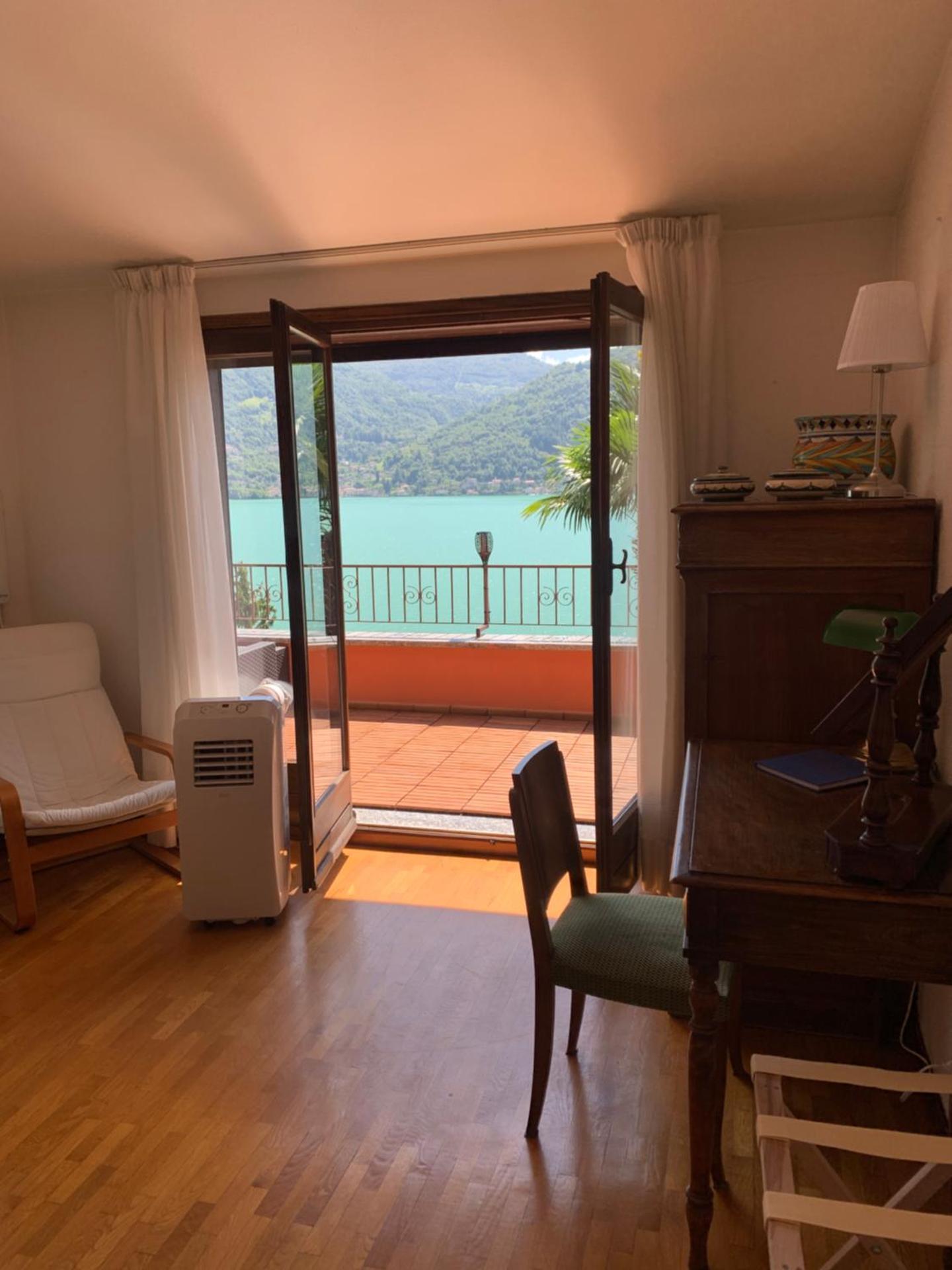 Cosy Penthouse with stunning view on Lugano Lake - Photo 11