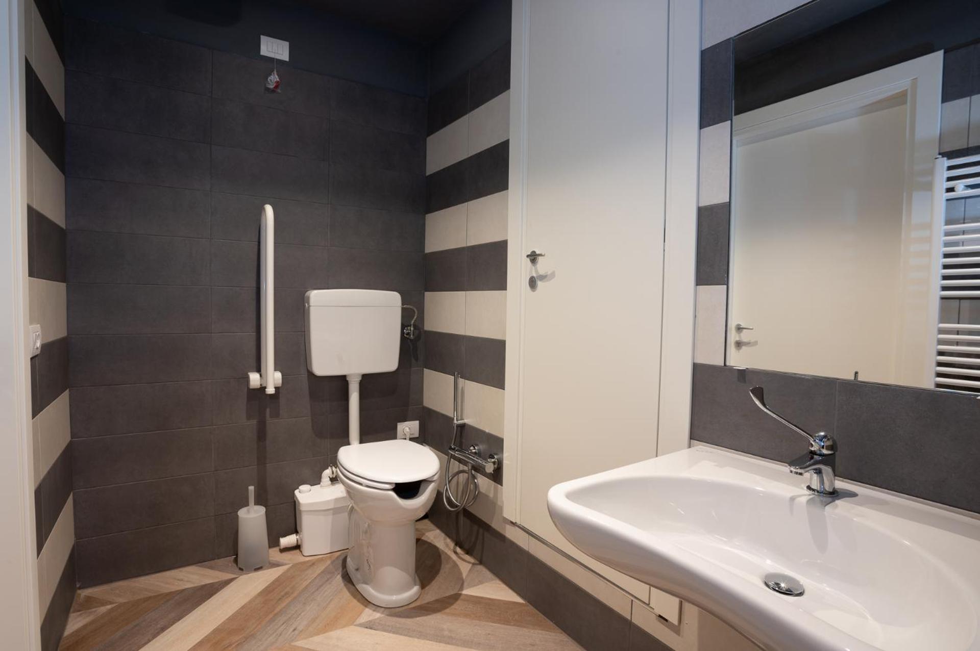 Hotel Monte Rosa - Photo 228