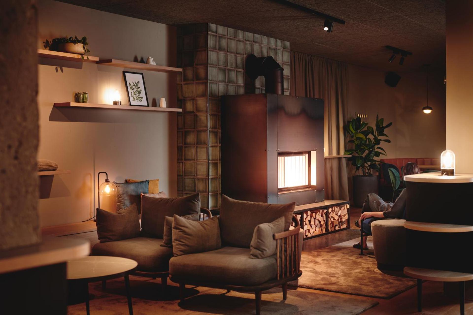 Hotel Gilbert - Photo 12