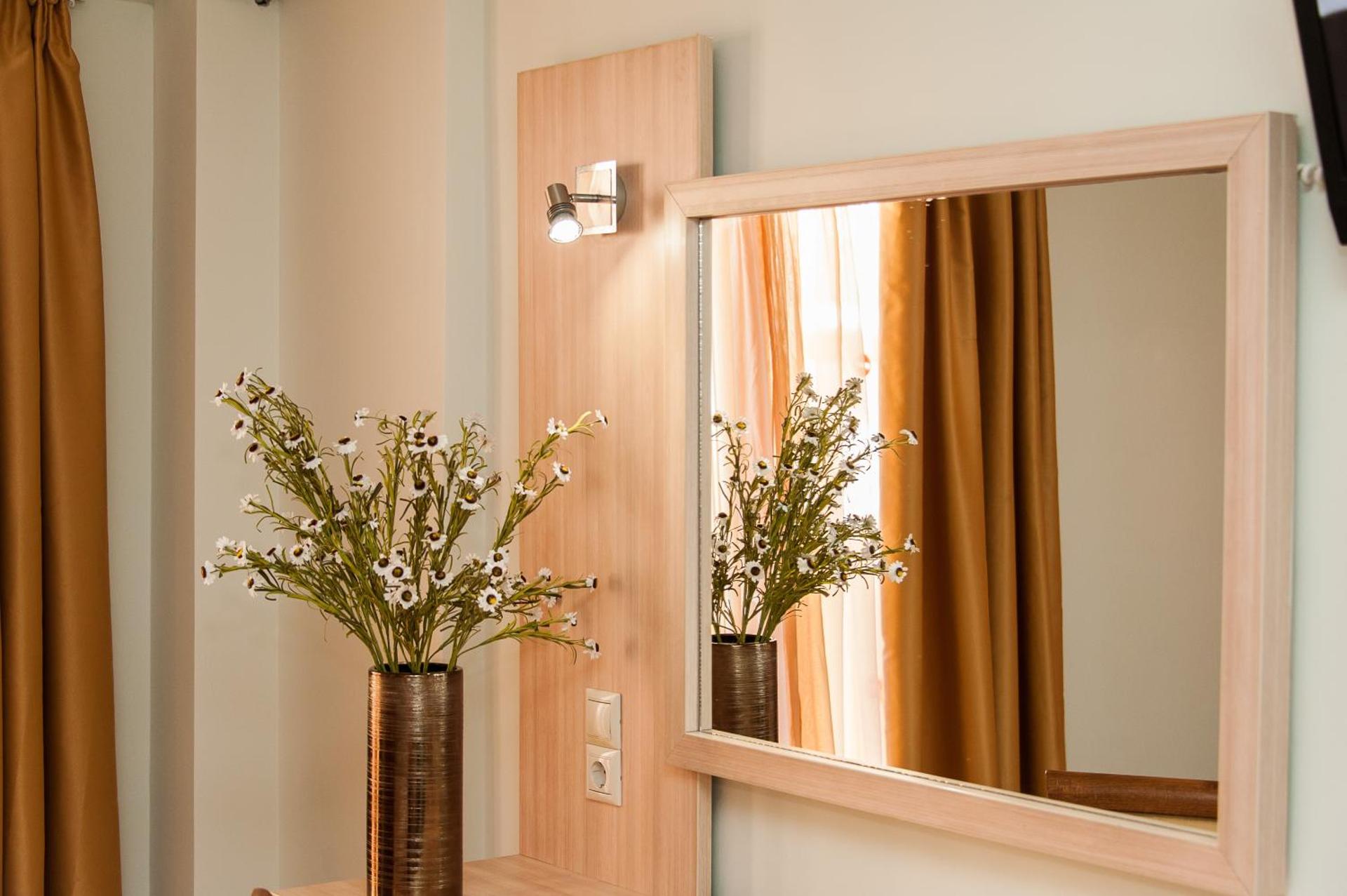 Zante Plaza Hotel & Apartments - Photo 8