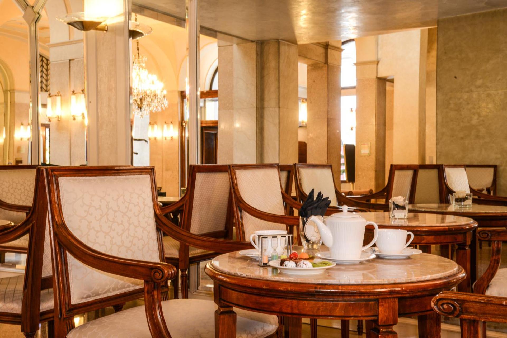 Hotel Vittoria - Photo 189