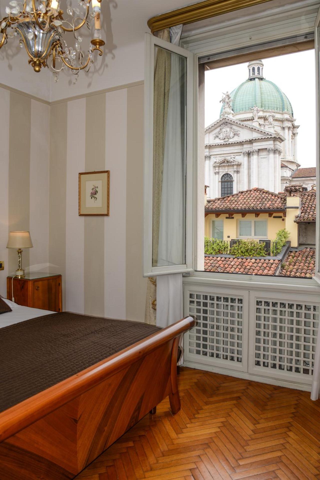 Hotel Vittoria - Photo 36