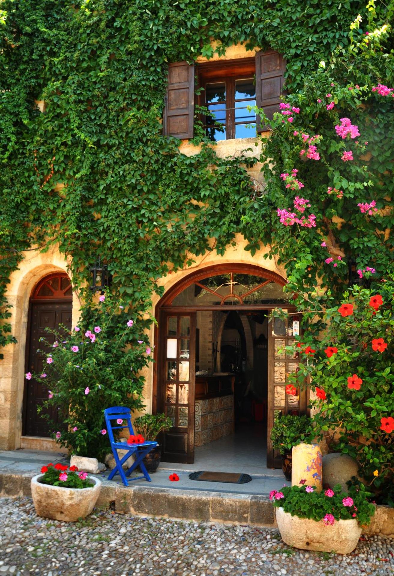 S.Nikolis' Historic Boutique Hotel - Photo 89