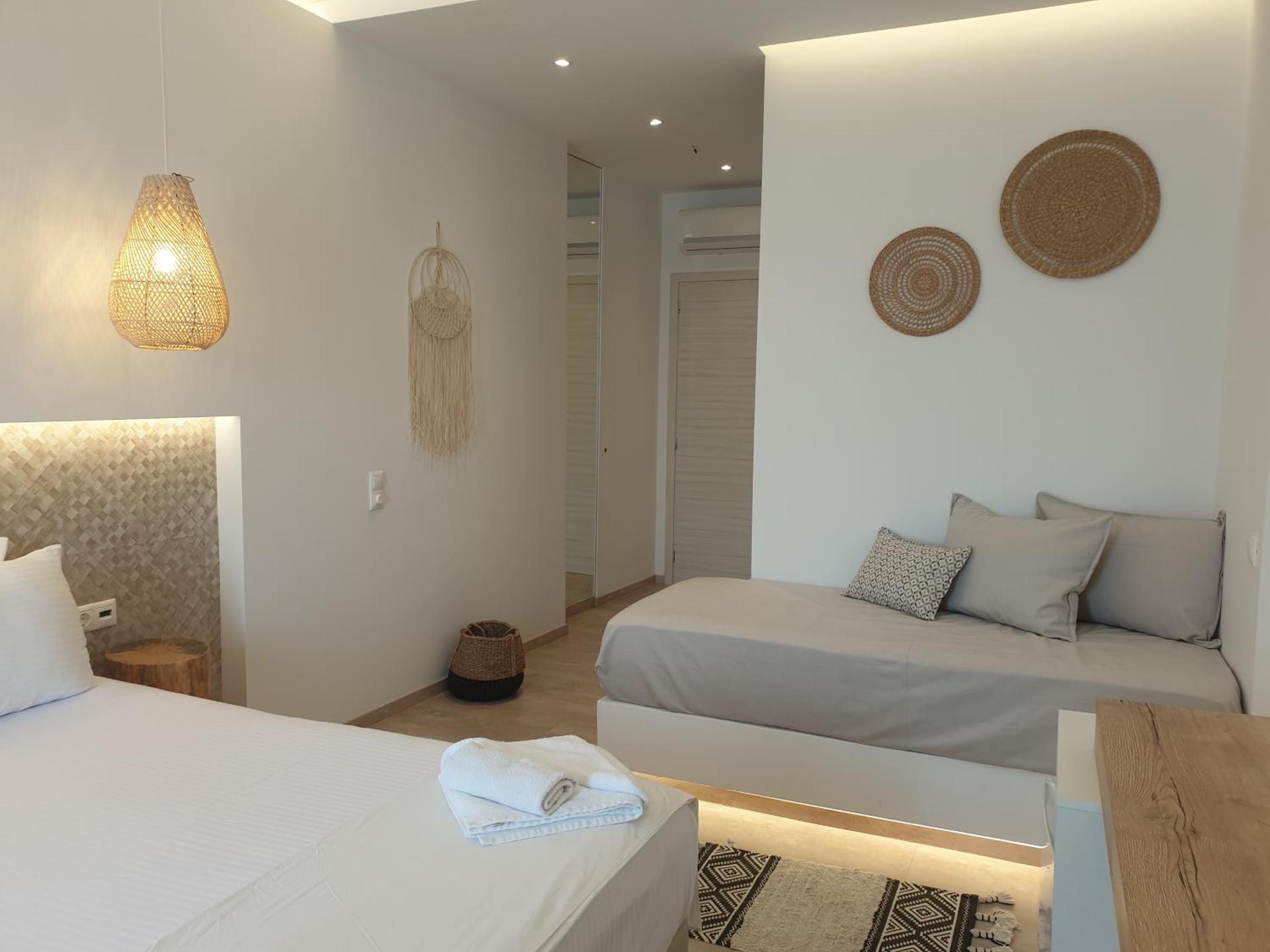 Double or Twin Room with Sea View