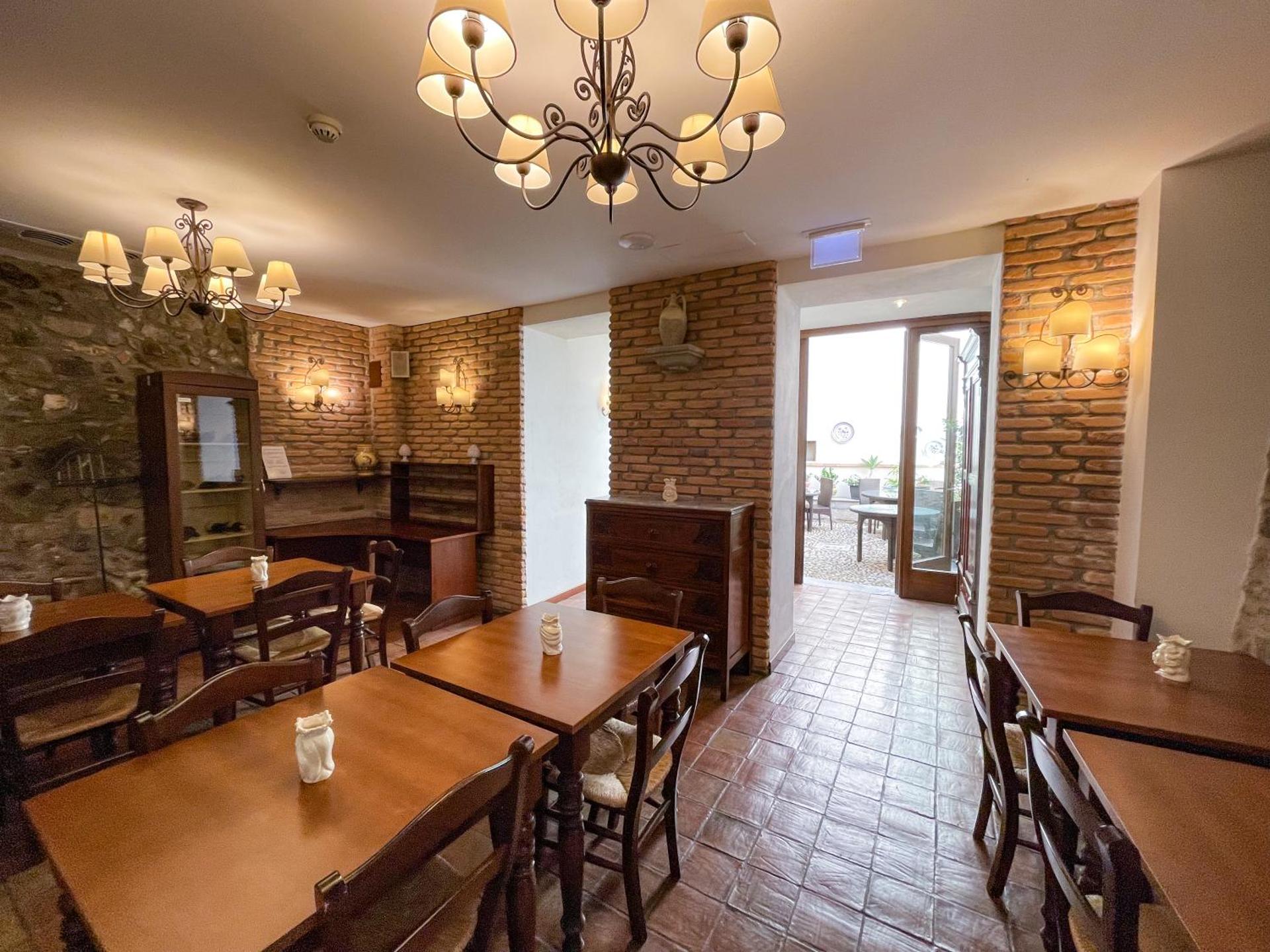 Hotel La Plumeria - Photo 32